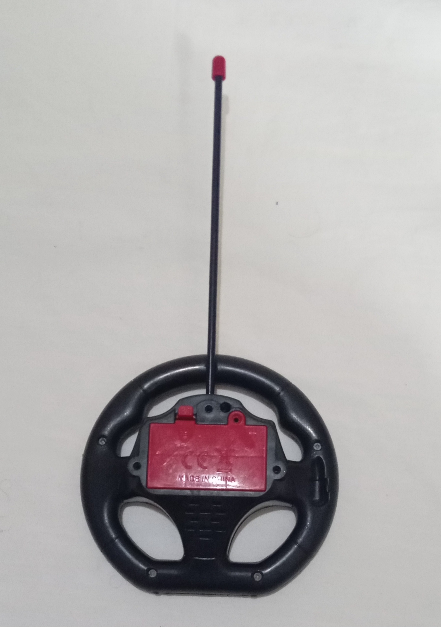 ریموت کنترل اسباب بازی