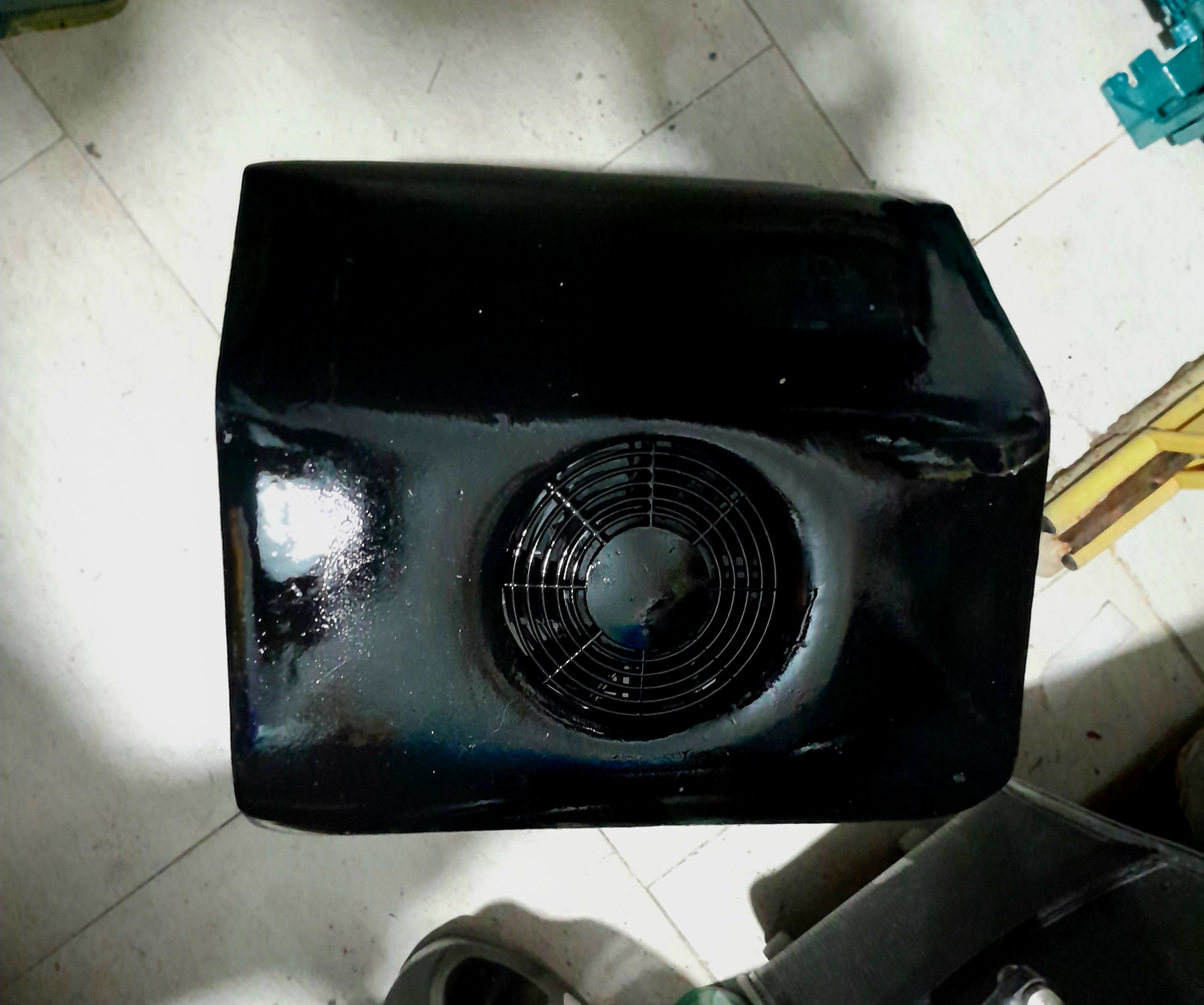 فن زیردست ناخن کاری