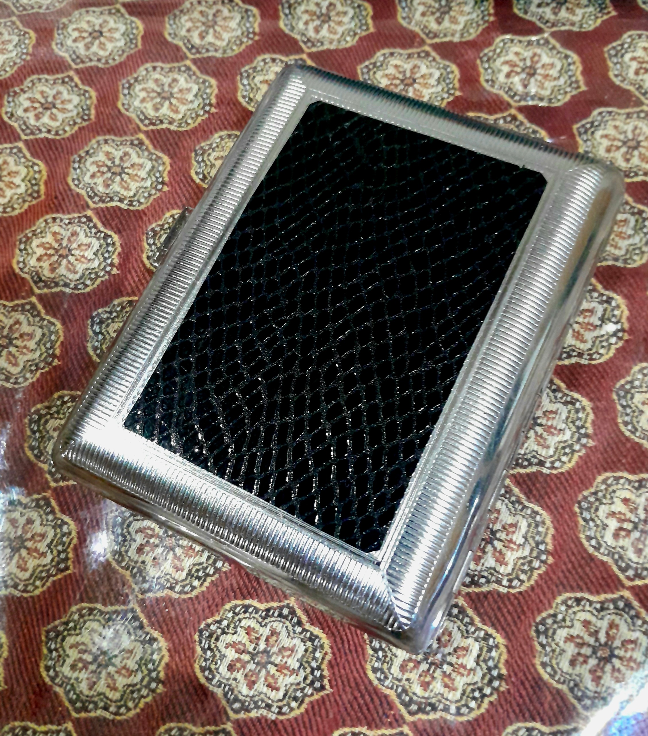 جا ی سیگاری فلزی قدیمی