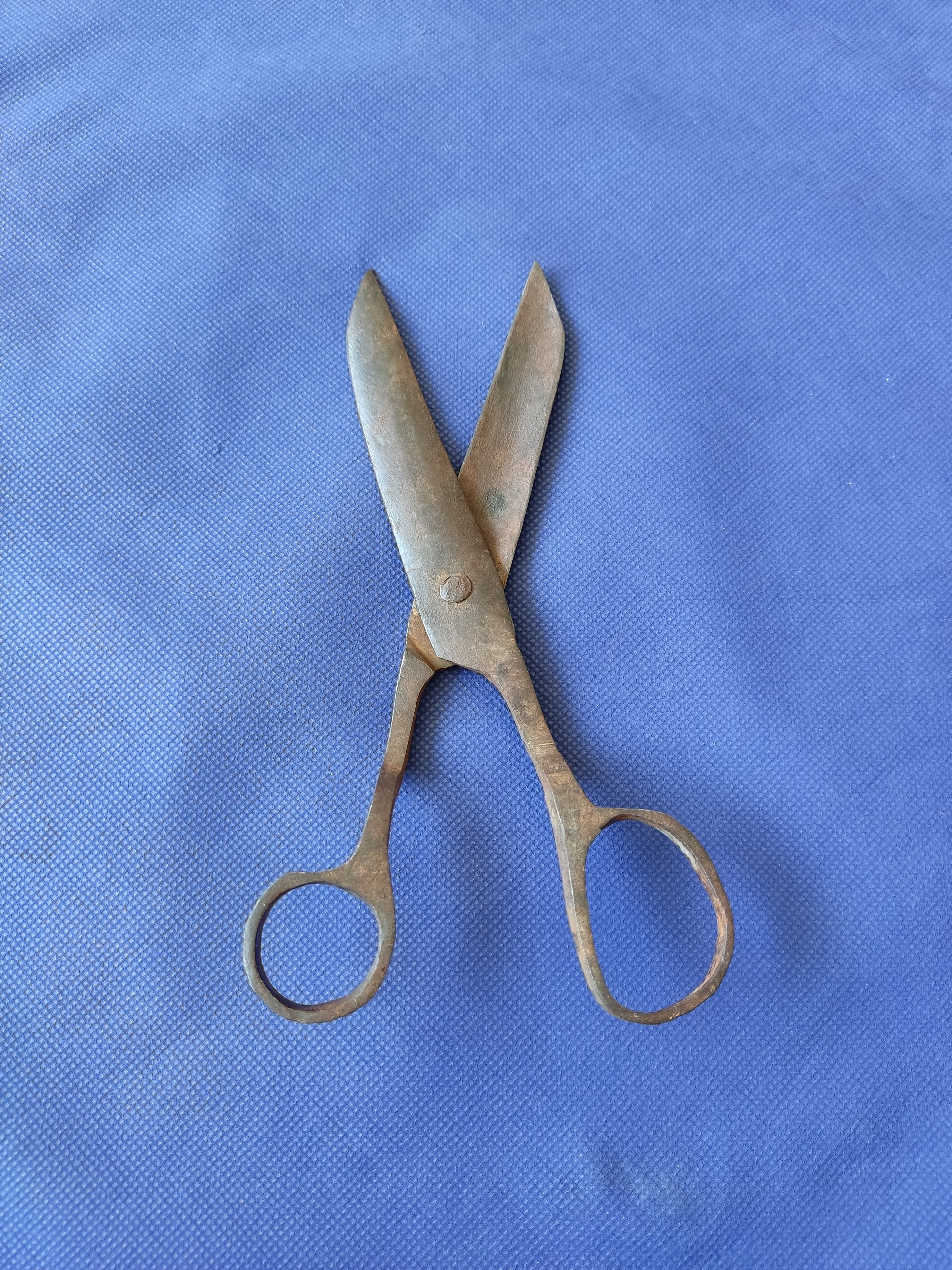 قیچی فولادی قدیمی