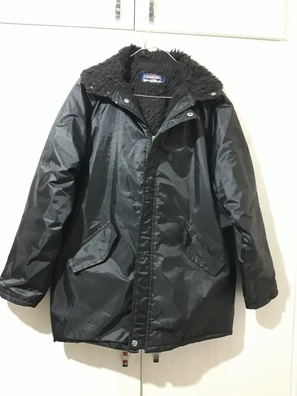 کاپشن کلاه دار و ضد آب