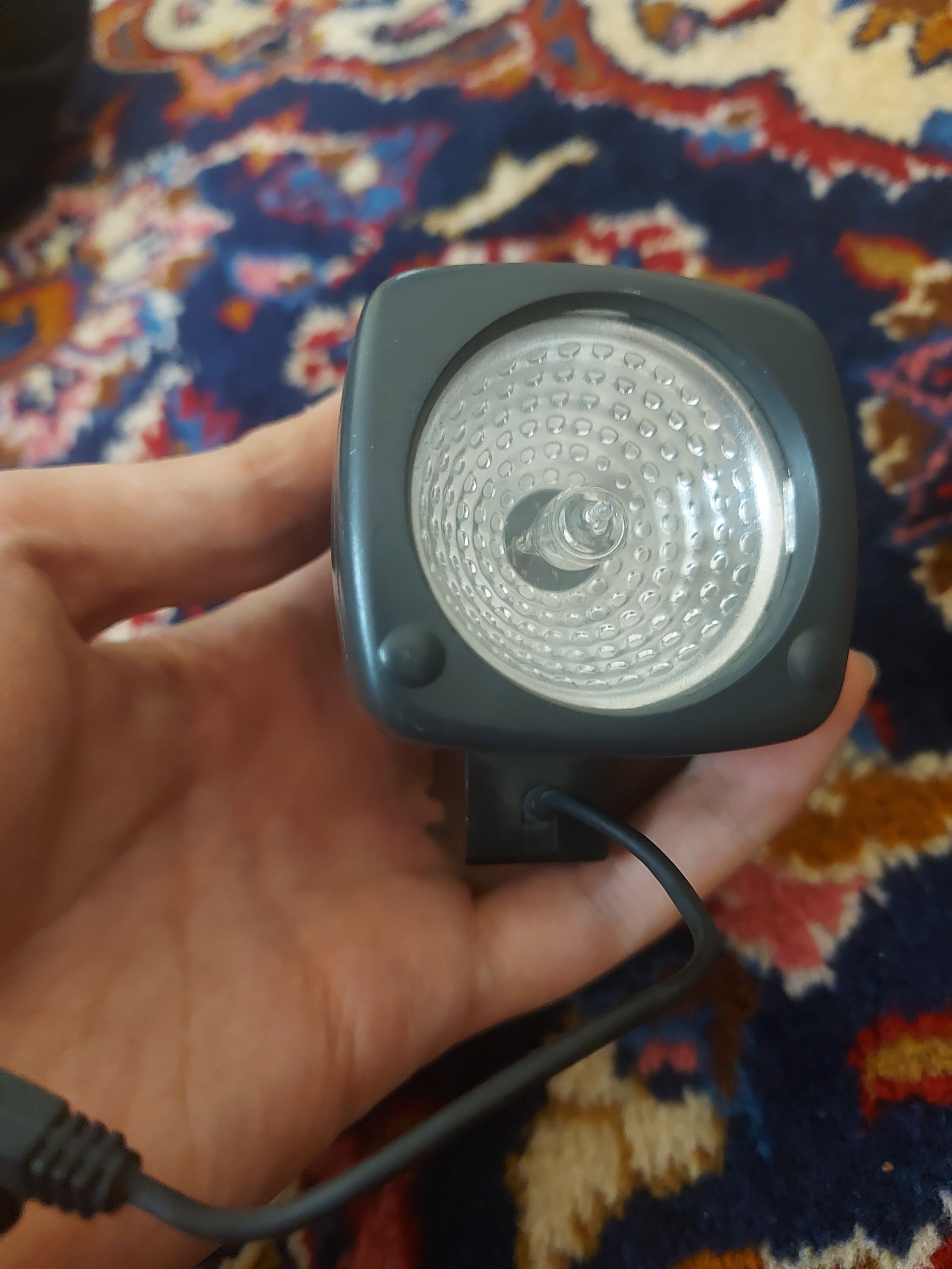 چراغ فلاش الجی قدیمی