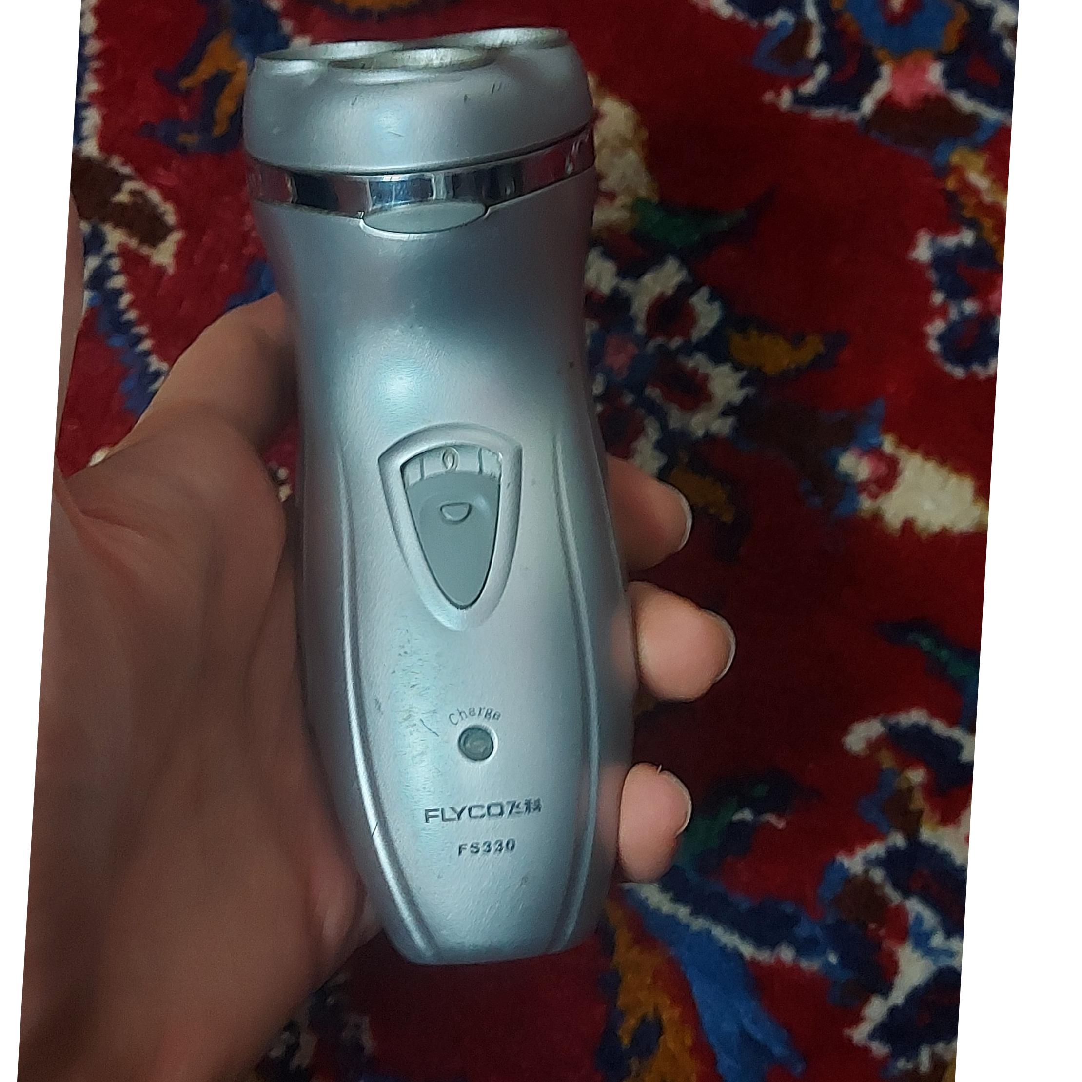 ریش تراش شارژی قدیمی