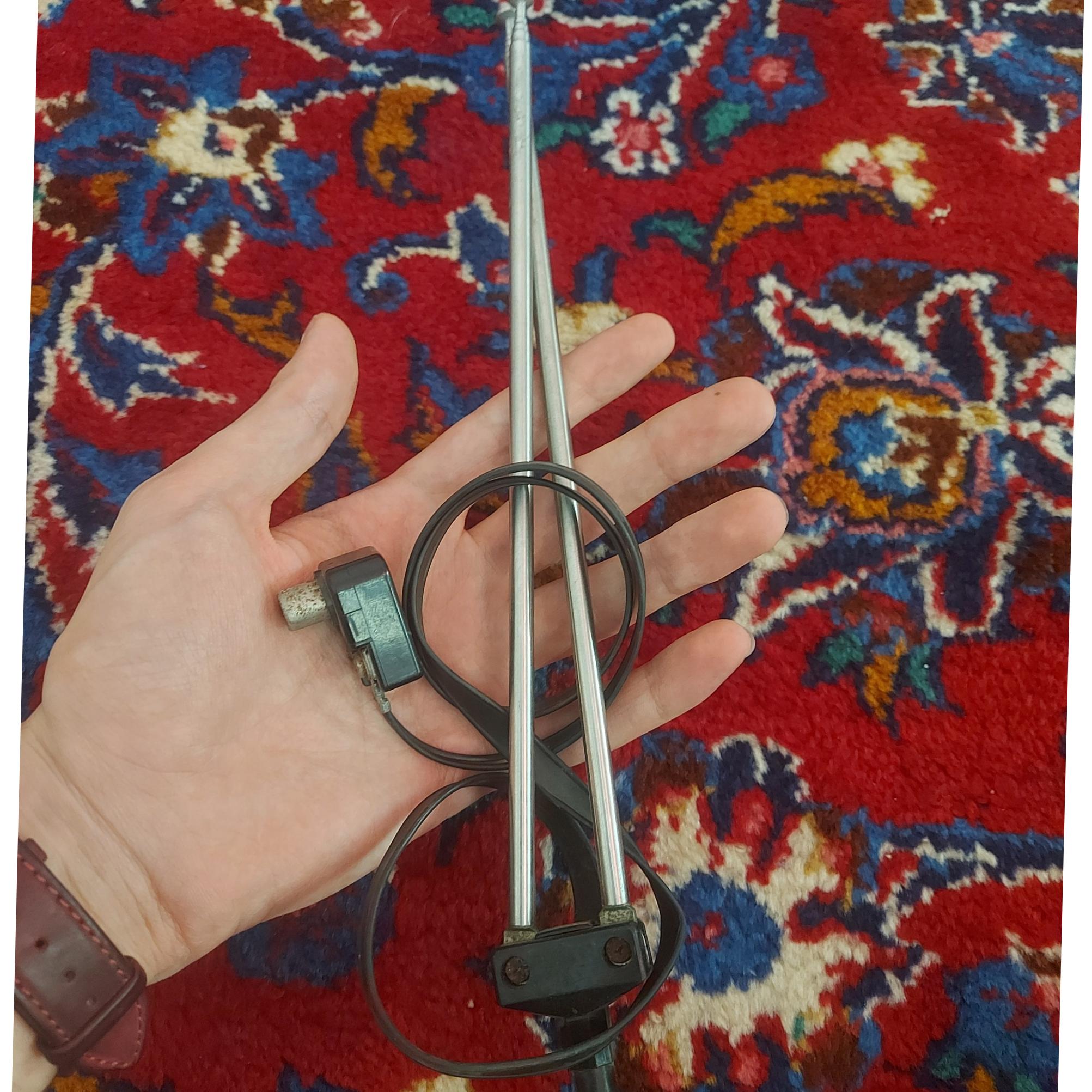 آنتن ناسیونال قدیمی