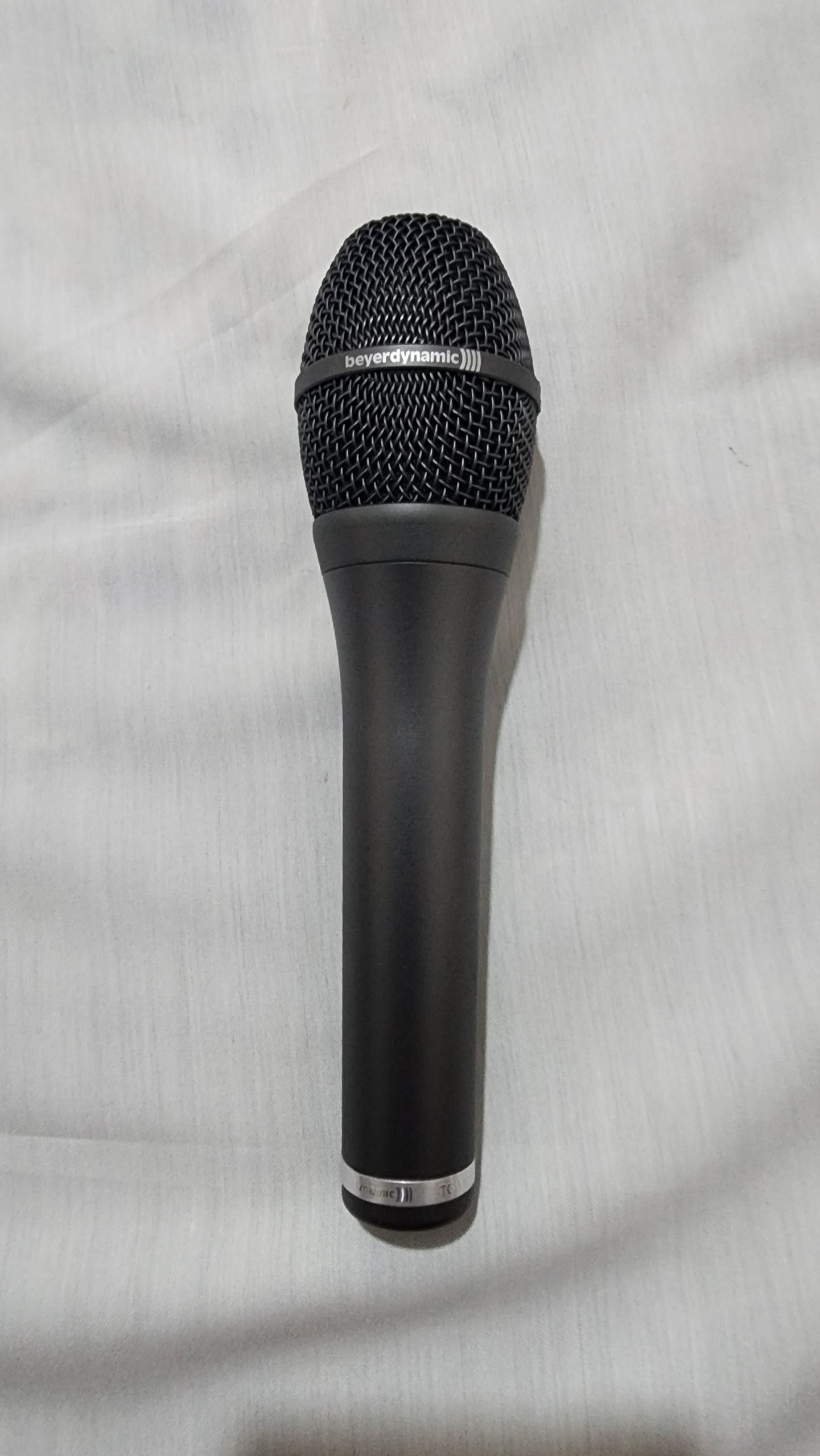 میکروفن حرفه ای بیرداینامیک tgv96