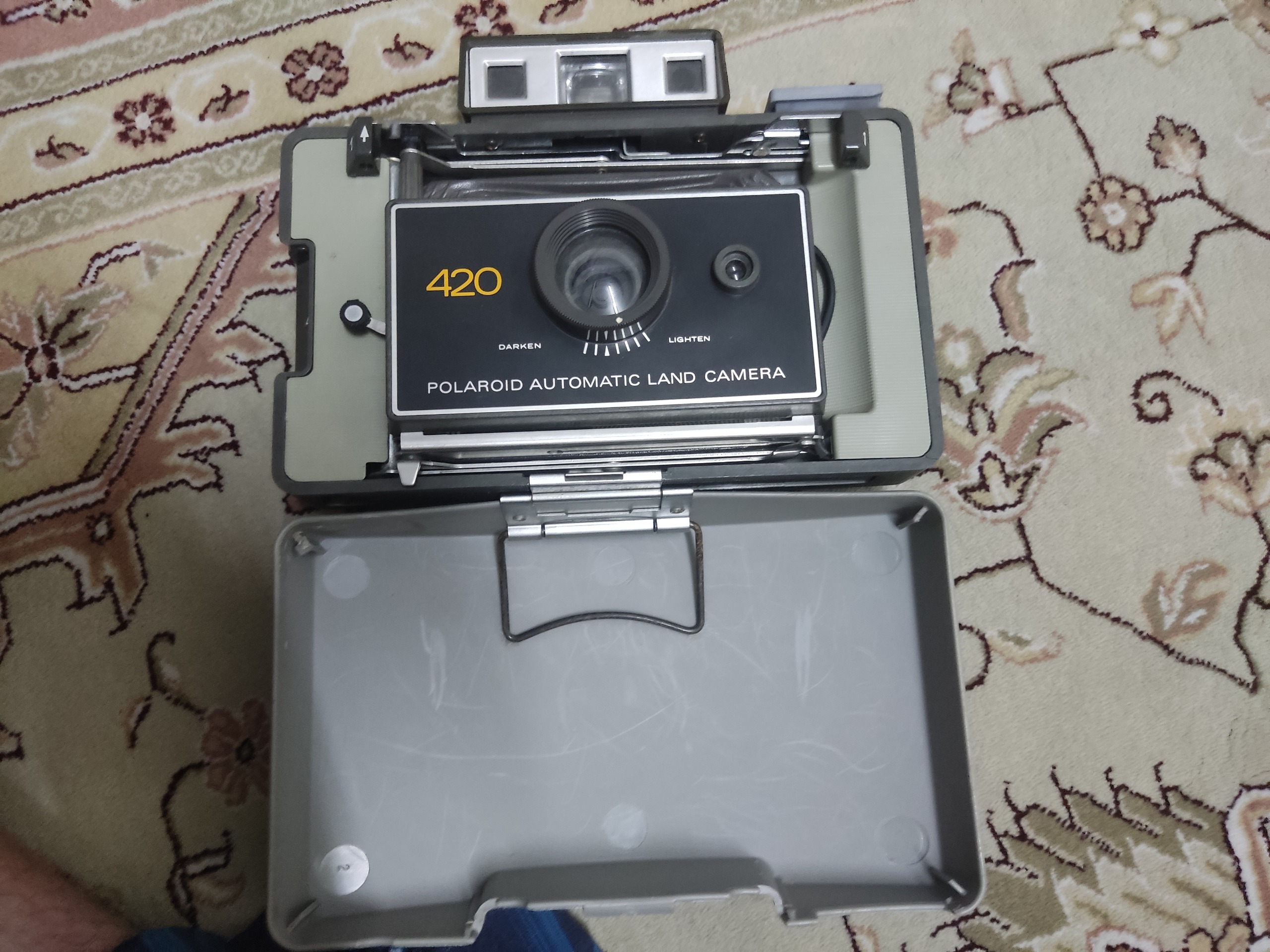 دوربین عکاسی قدیمی polaroid 420 پولاروید