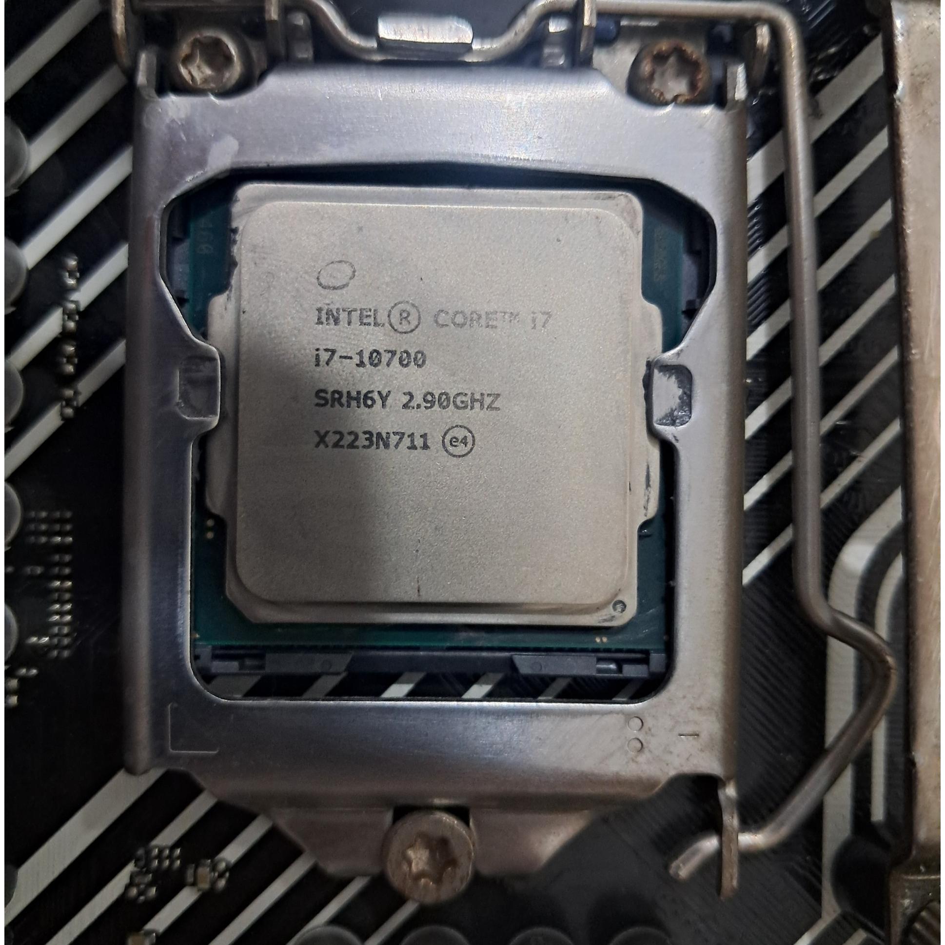 Cpu i7 10700