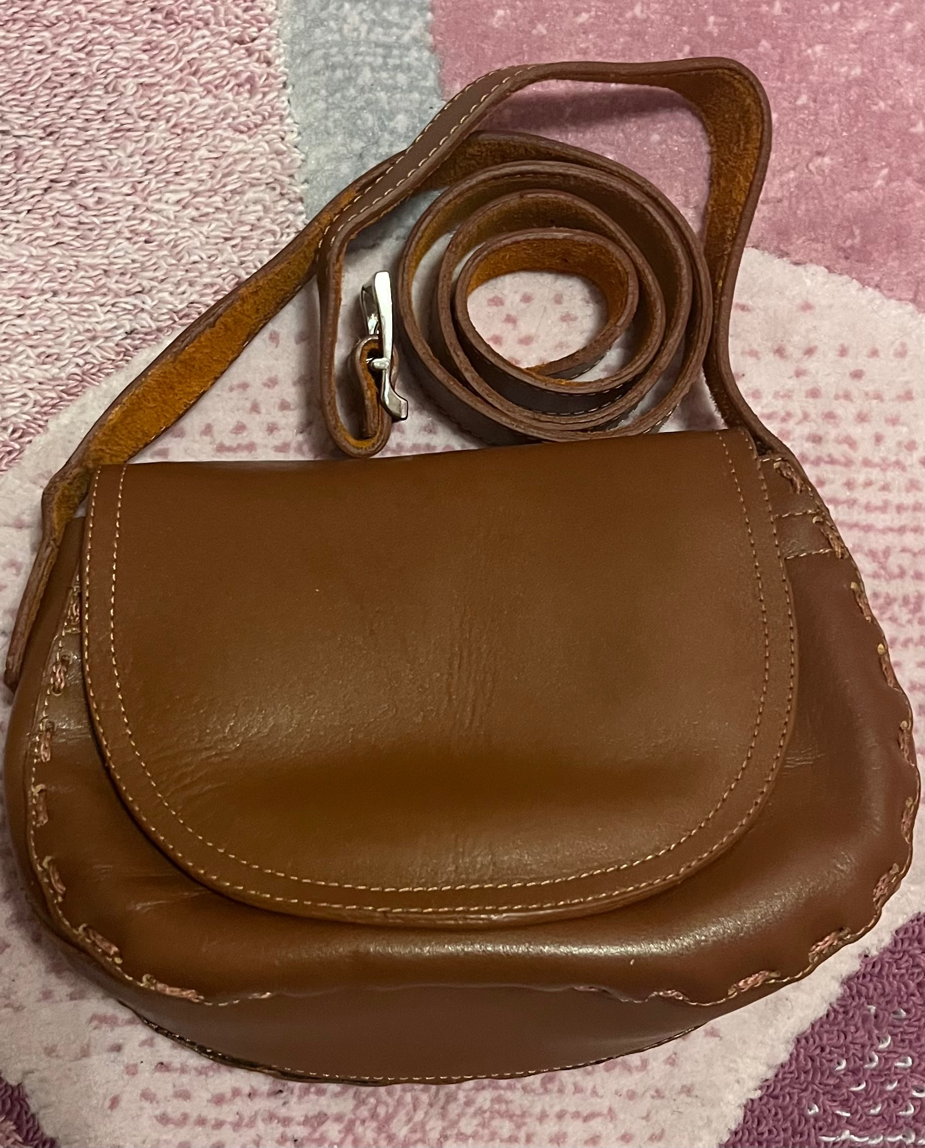 کیف چرم خردلی