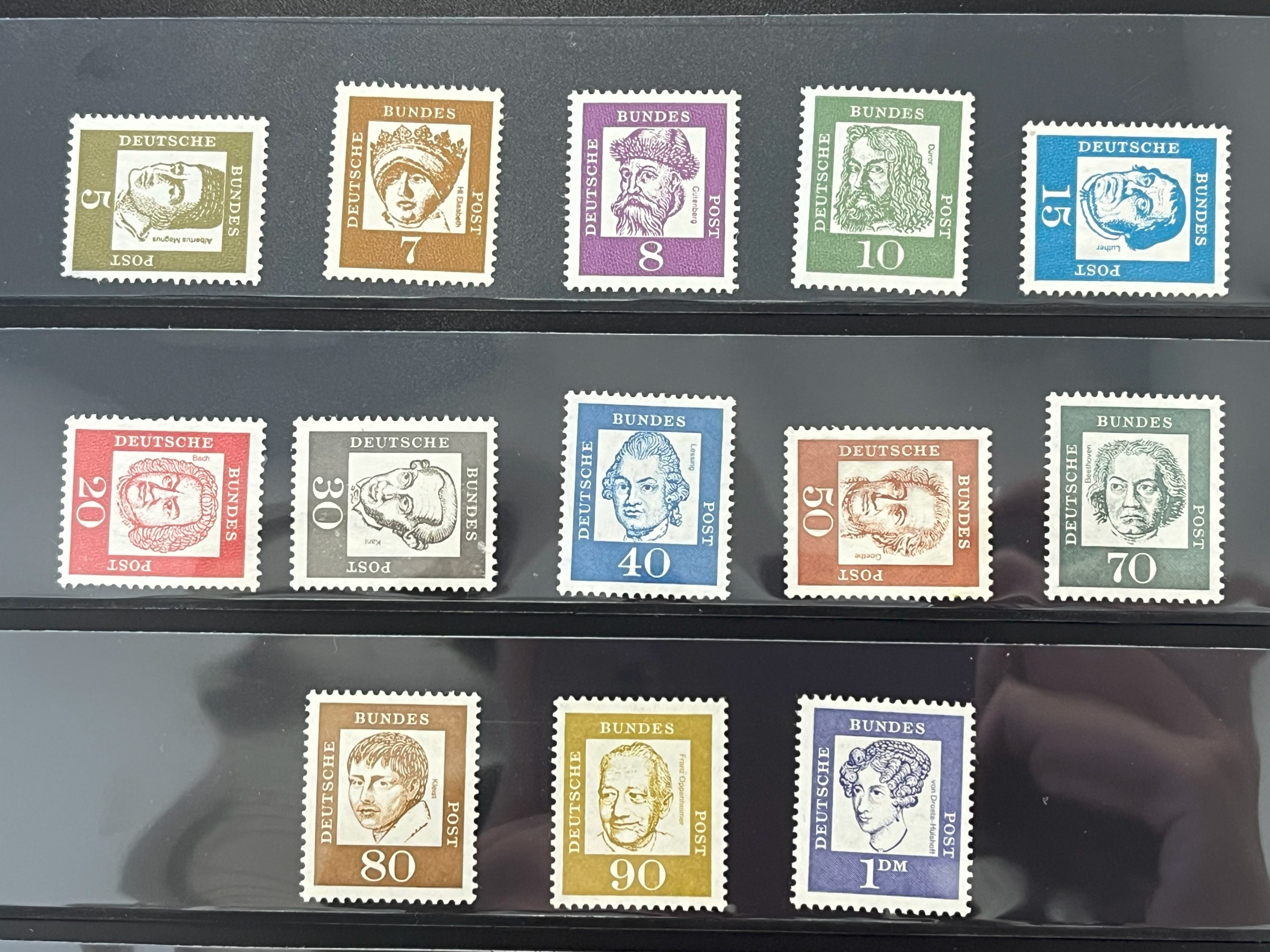سری پستی کامل مشاهیر آلمان توضیحات