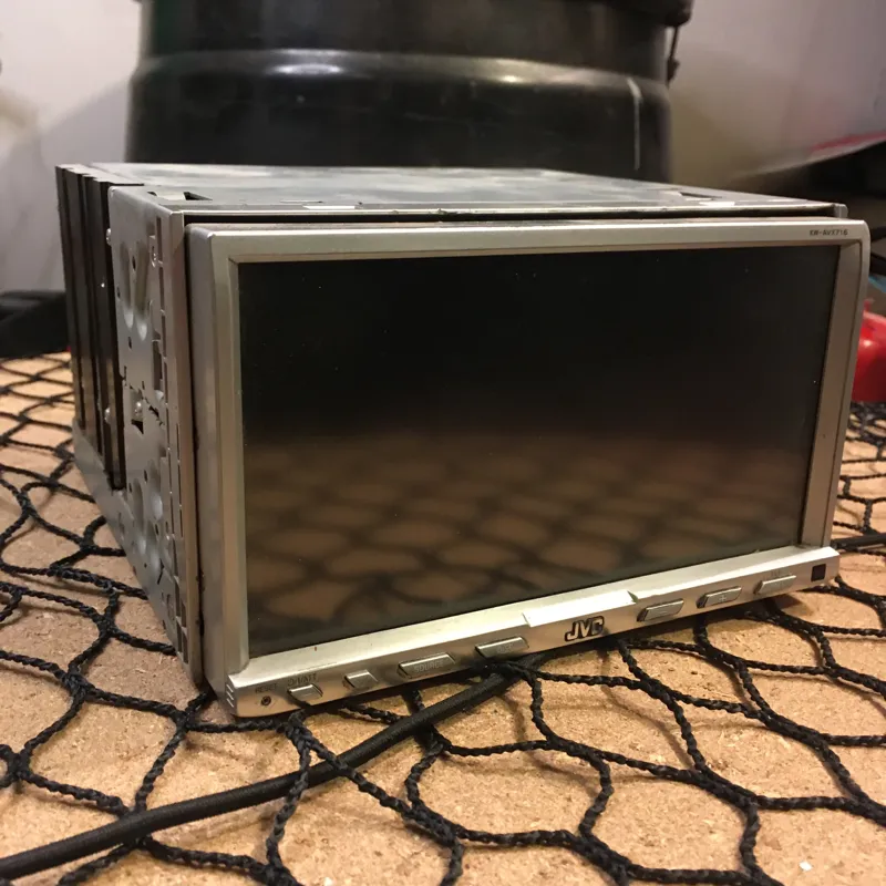 ضبط جی وی سی مدل KW-AVX716