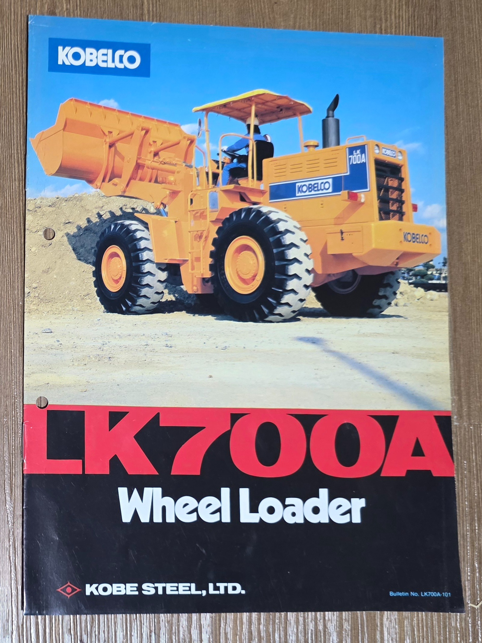 کاتالوگ لودر KOBELCO _ مدل LK700A