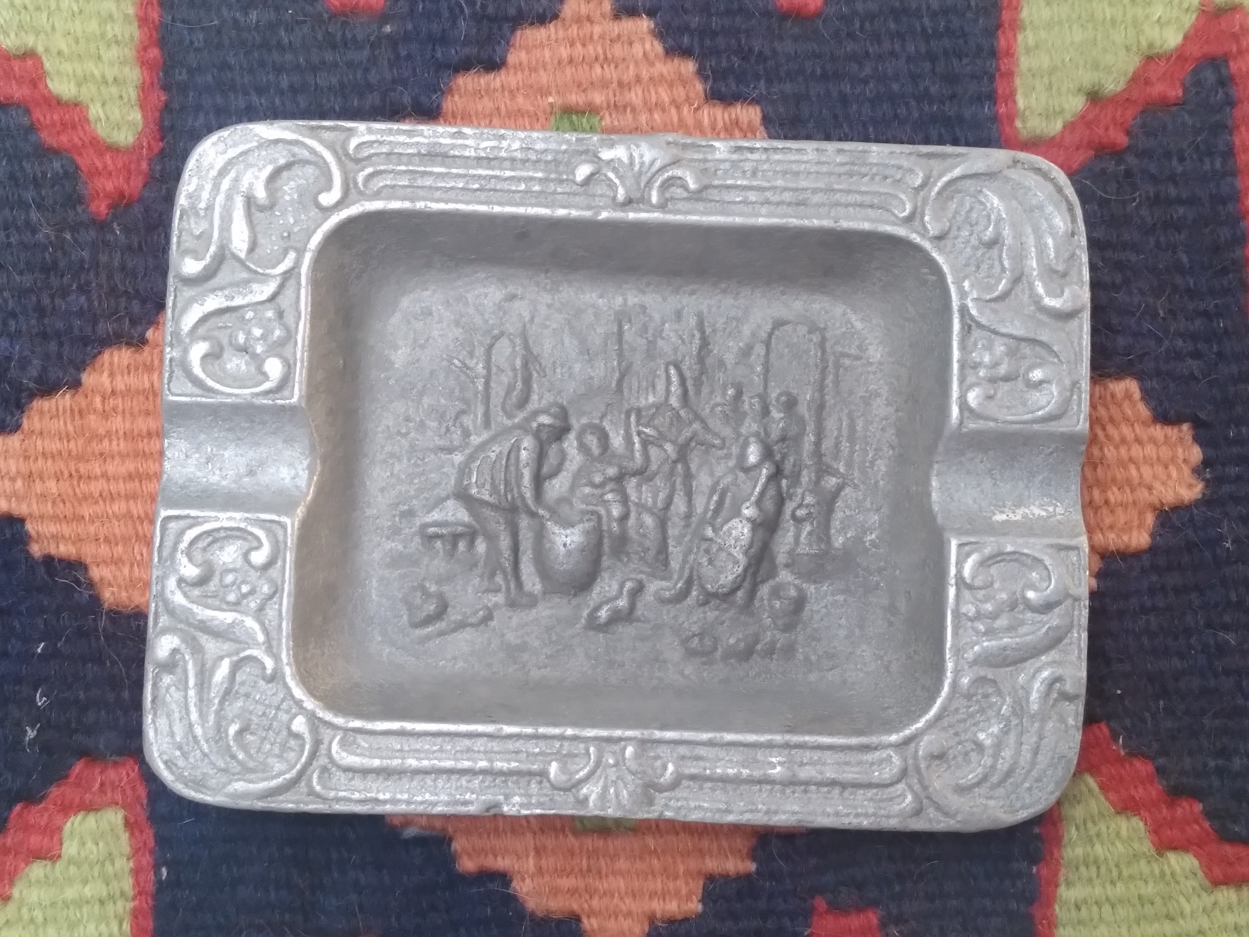 زیر سیگار اروپایی