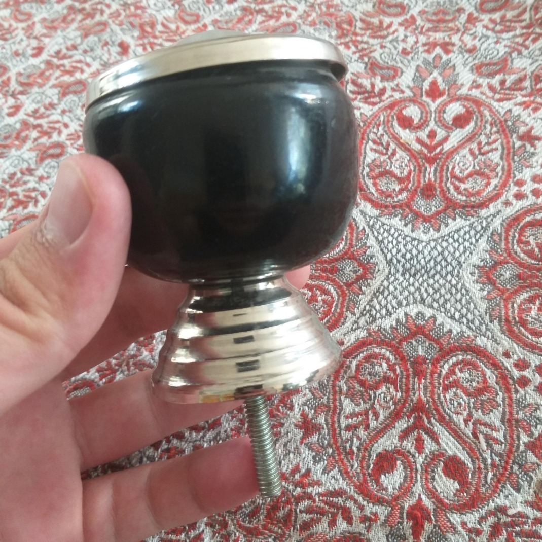 دستگیره درب آهنی منزل