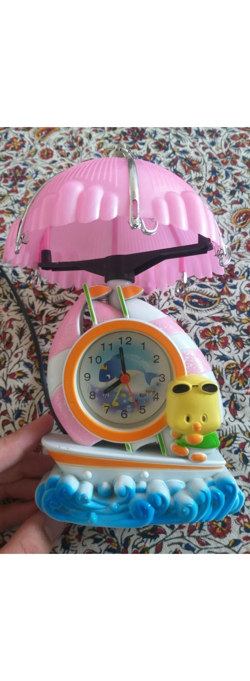 مزایده سه عدد ساعت رومیزی - توضیحات خوانده شود