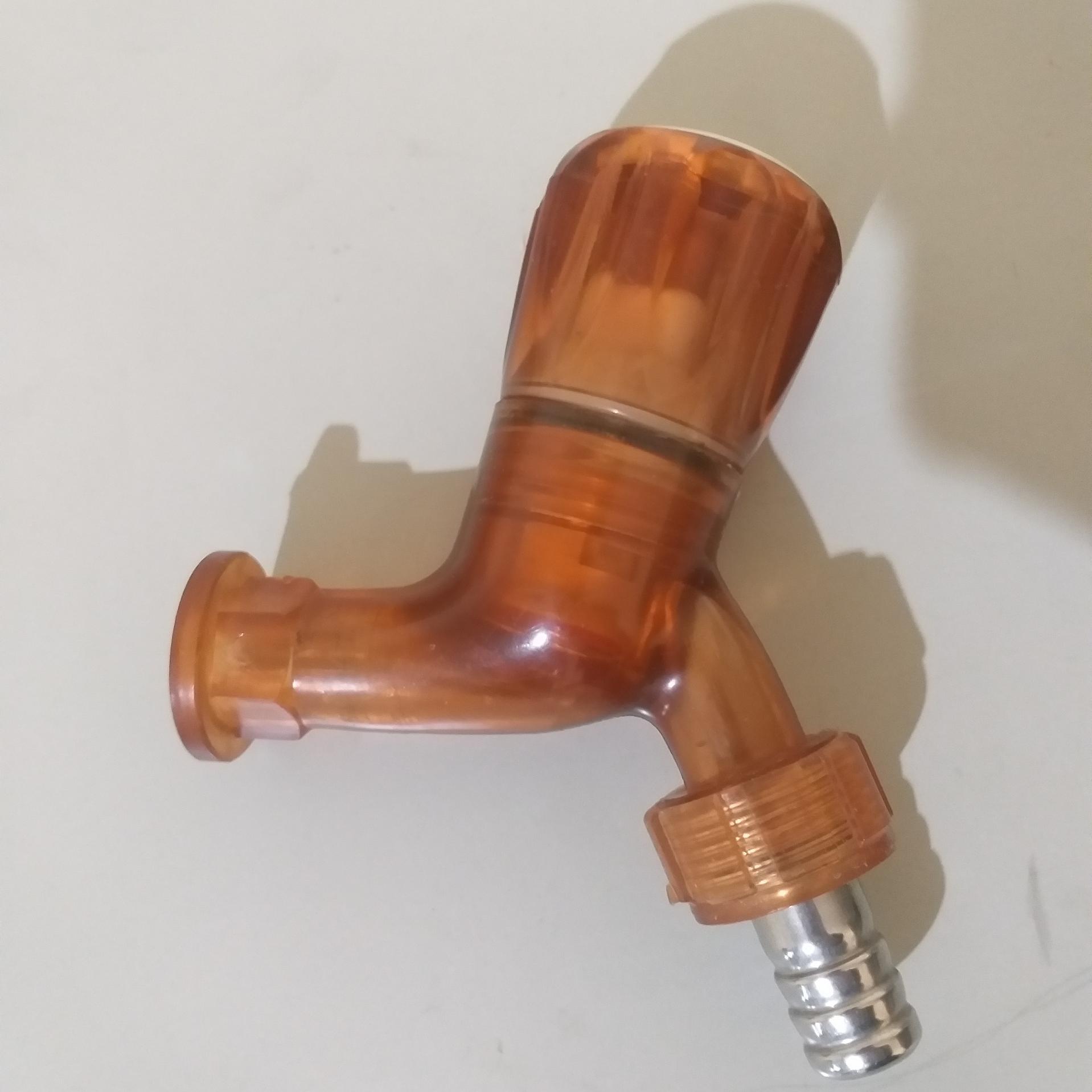 شیر حیاطی پلاستیکی برای استفاده از قطعات