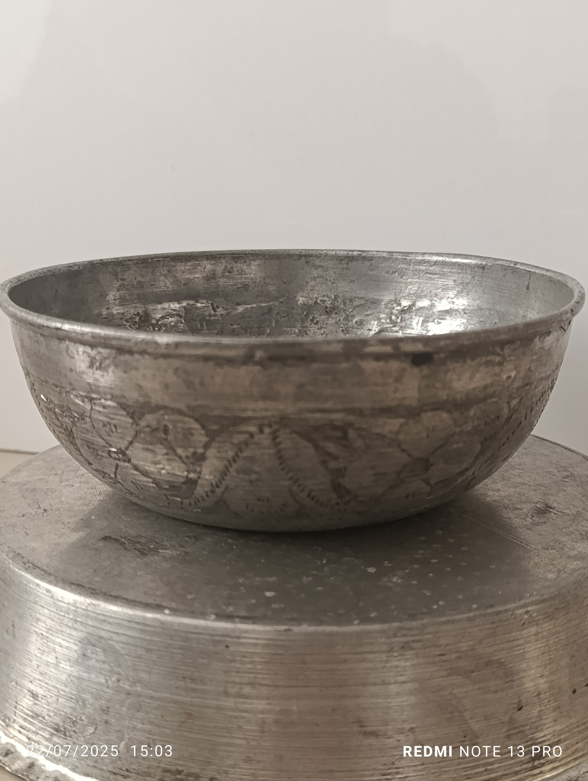 کاسه مسی قدیمی