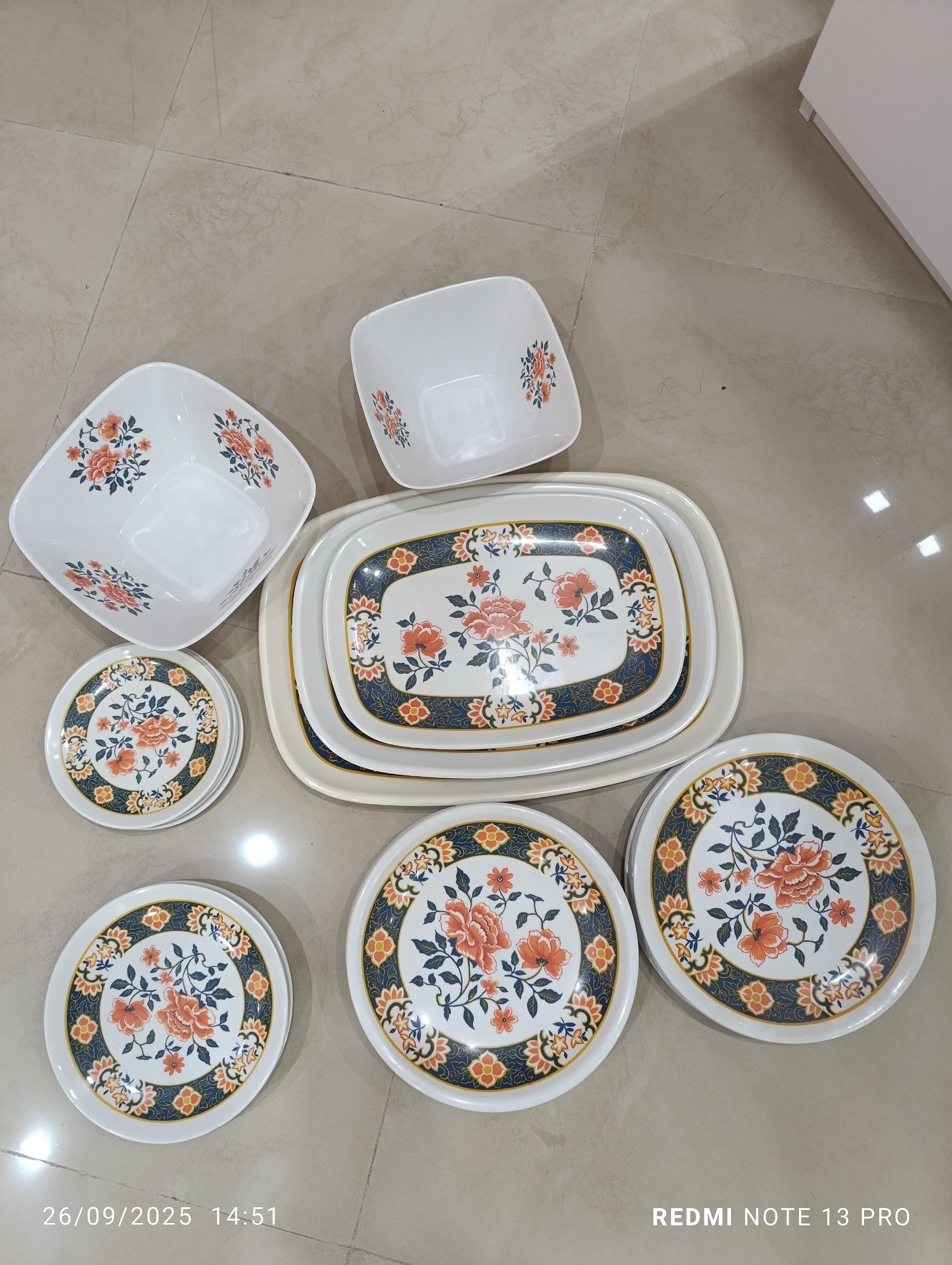 سرویس ملامین قدیمی