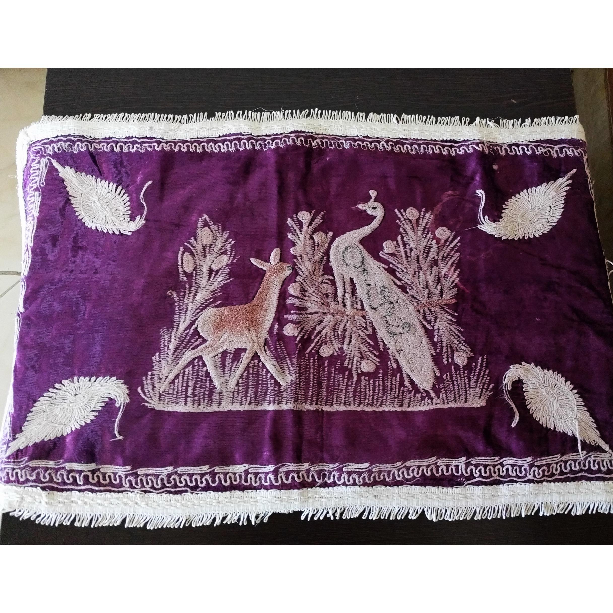 رومیزی مخمل قدیمی با طرح زیبا و کمیاب آنتیک