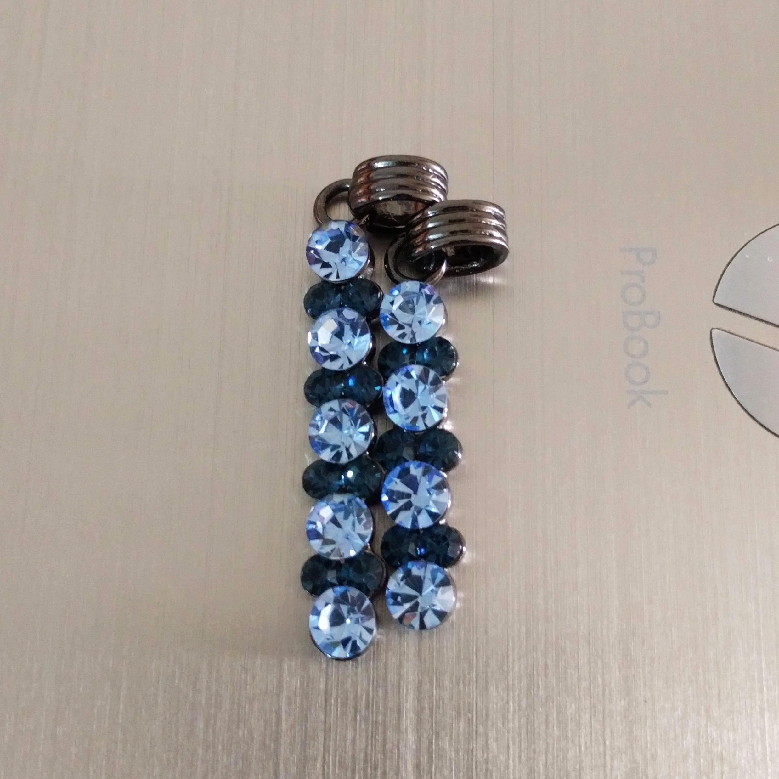 آویز نگین آبی سرمه ای زیبا و خاص 2 عدد باهم