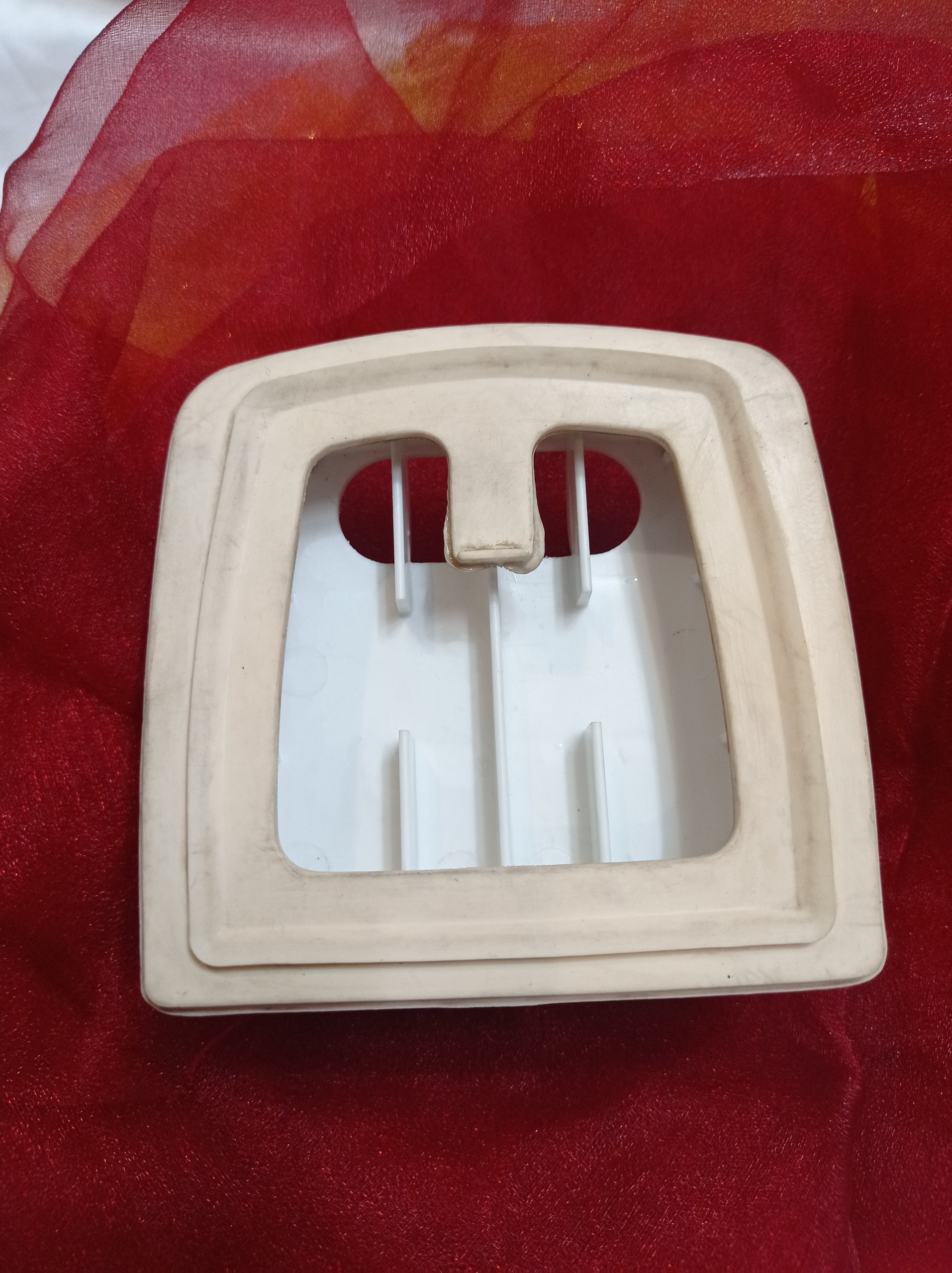 جا فیلتری جارو شارژی ( کد 23 )