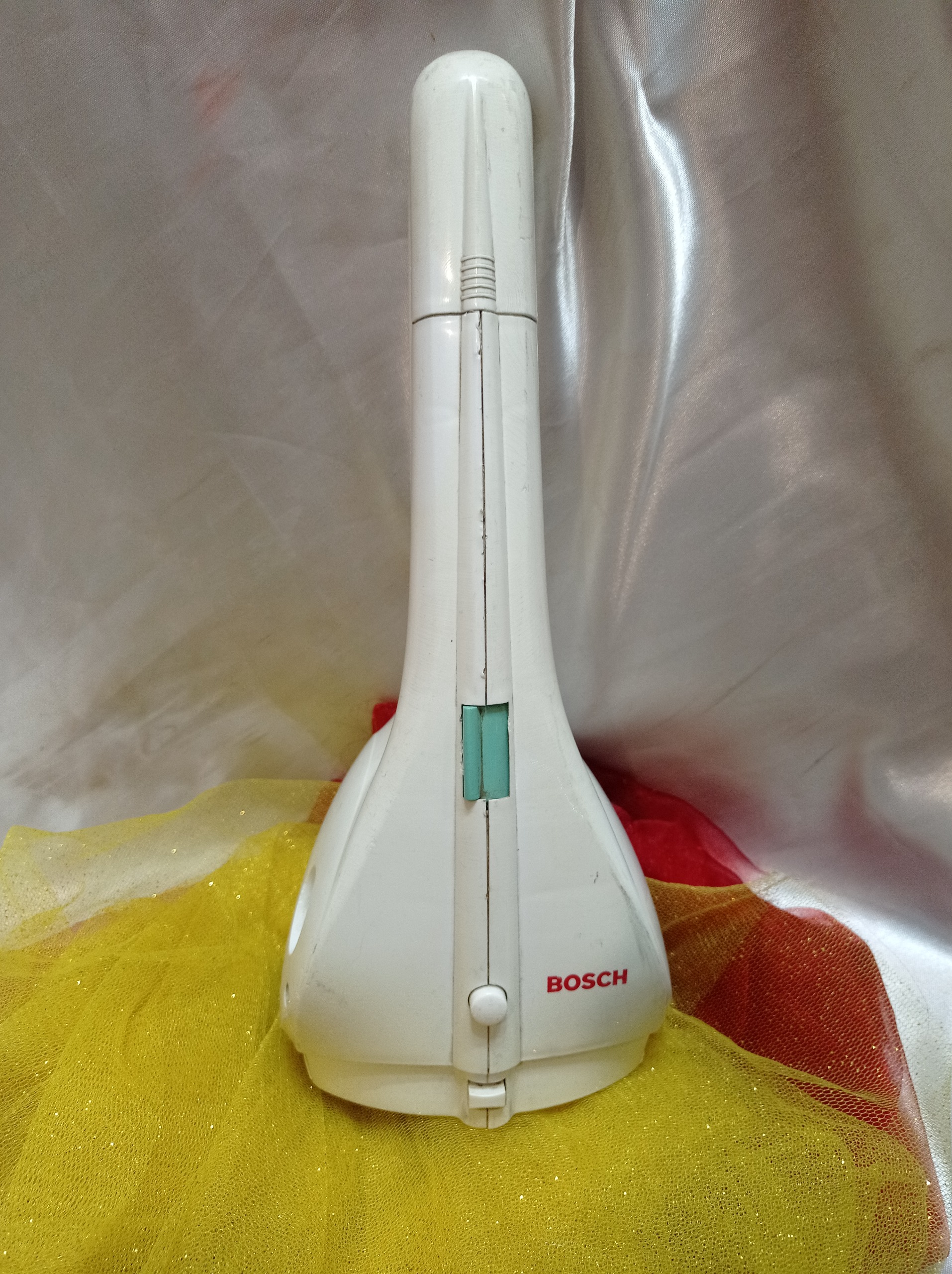 بدنه جارو شارژی بوش VC1