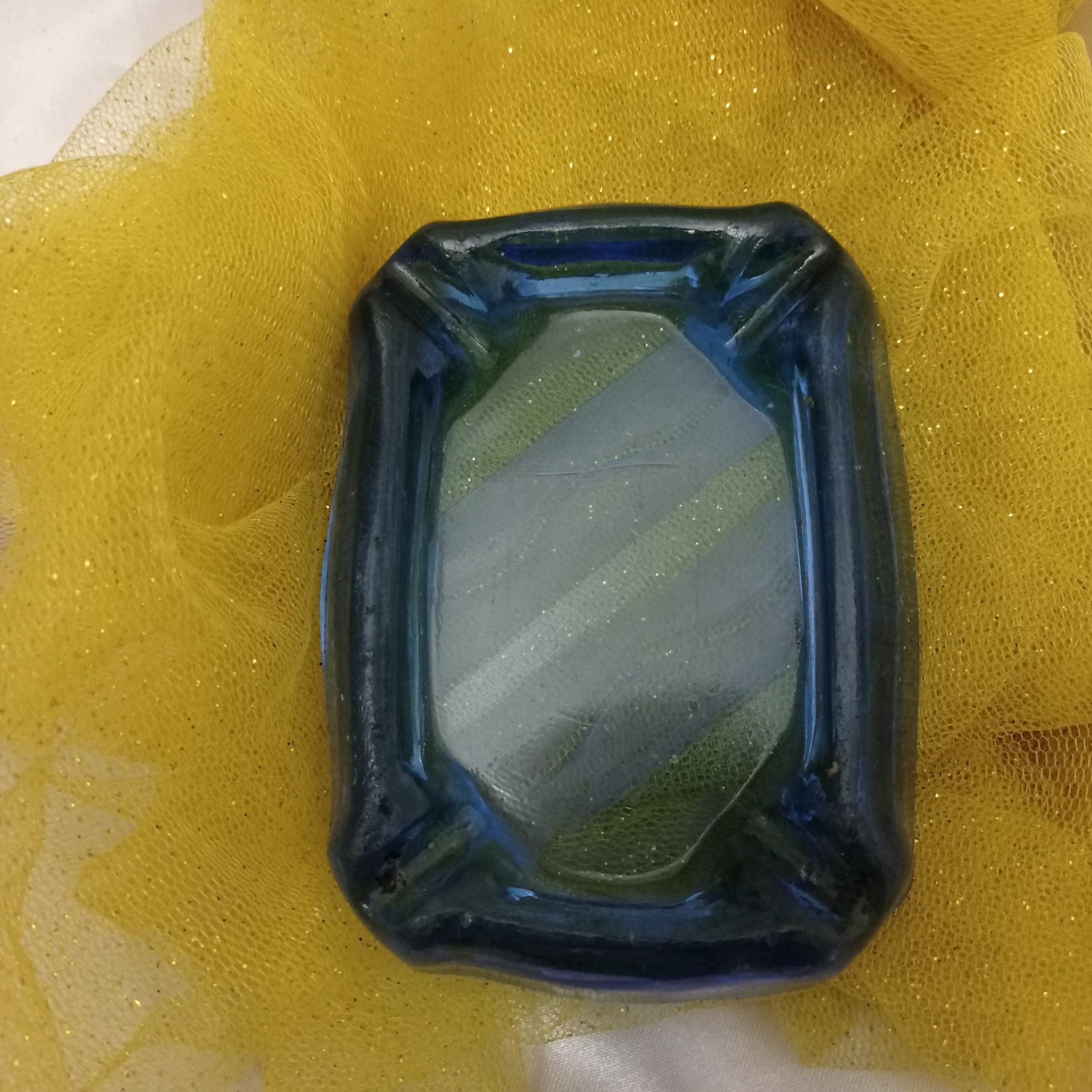 زیرسیگاری قدیمی بلور آبی