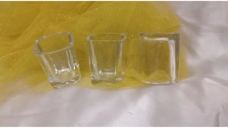 استکان یا گیلاس سه عددی ( کد ده )