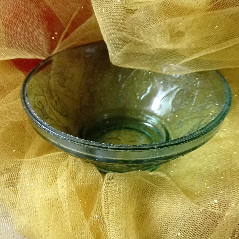 پیاله آبی قدیمی