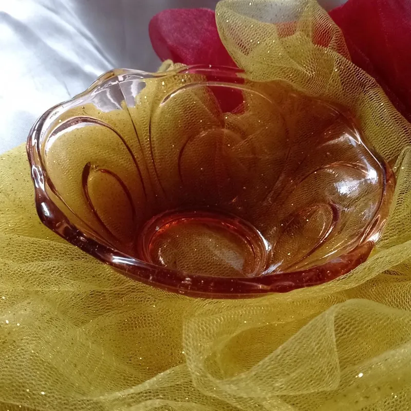 پیاله صورتی قدیمی