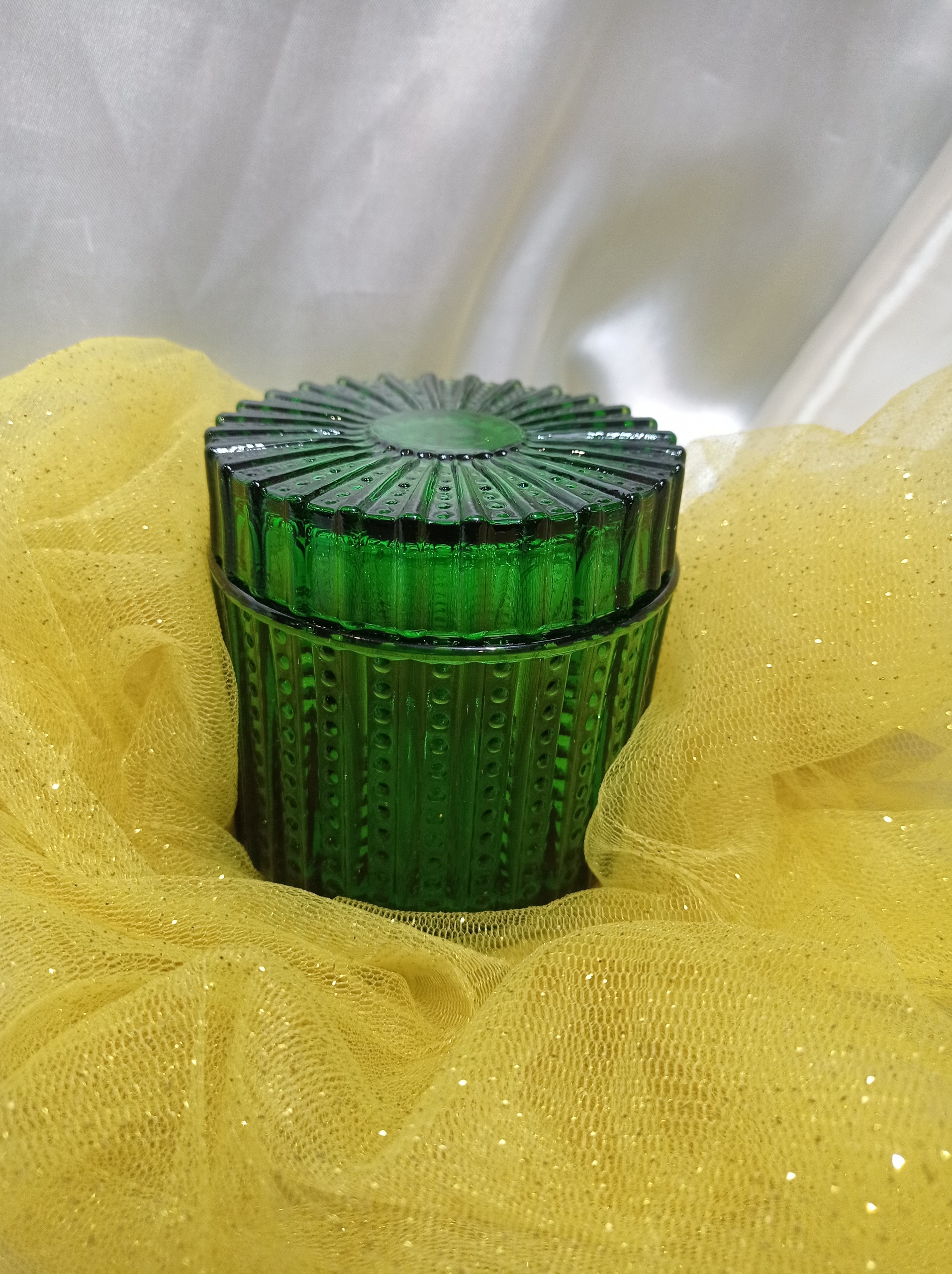 قندان بلور تراش درب دار سبز ( کد 21 )