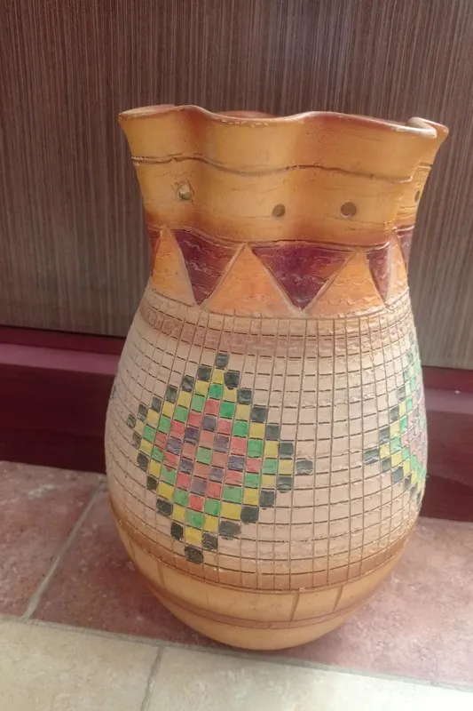 گلدان سفالی رنگی
