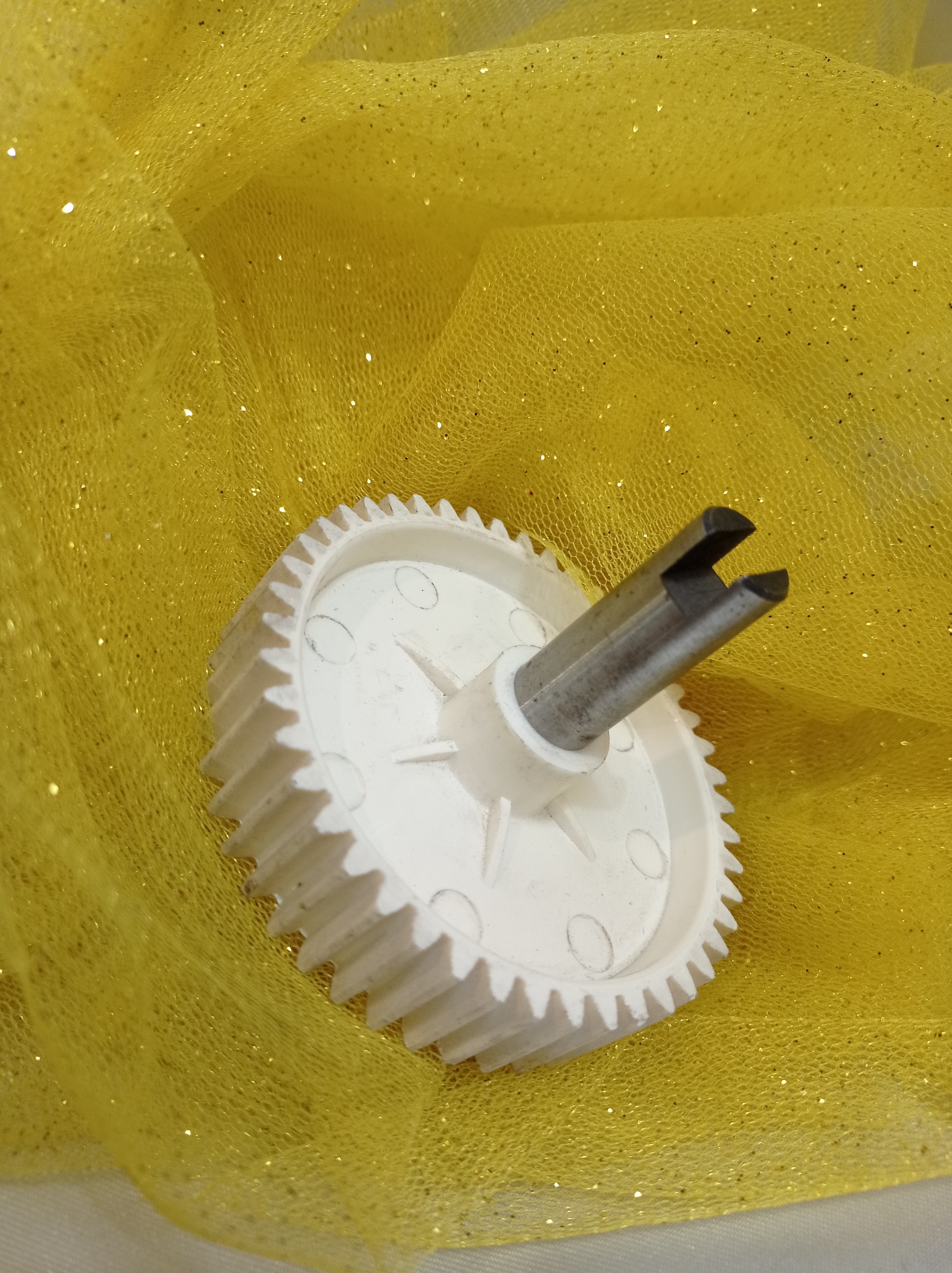 چرخ دنده چرخ گوشت میله دار ( کد 23 ) توضیحات دارد