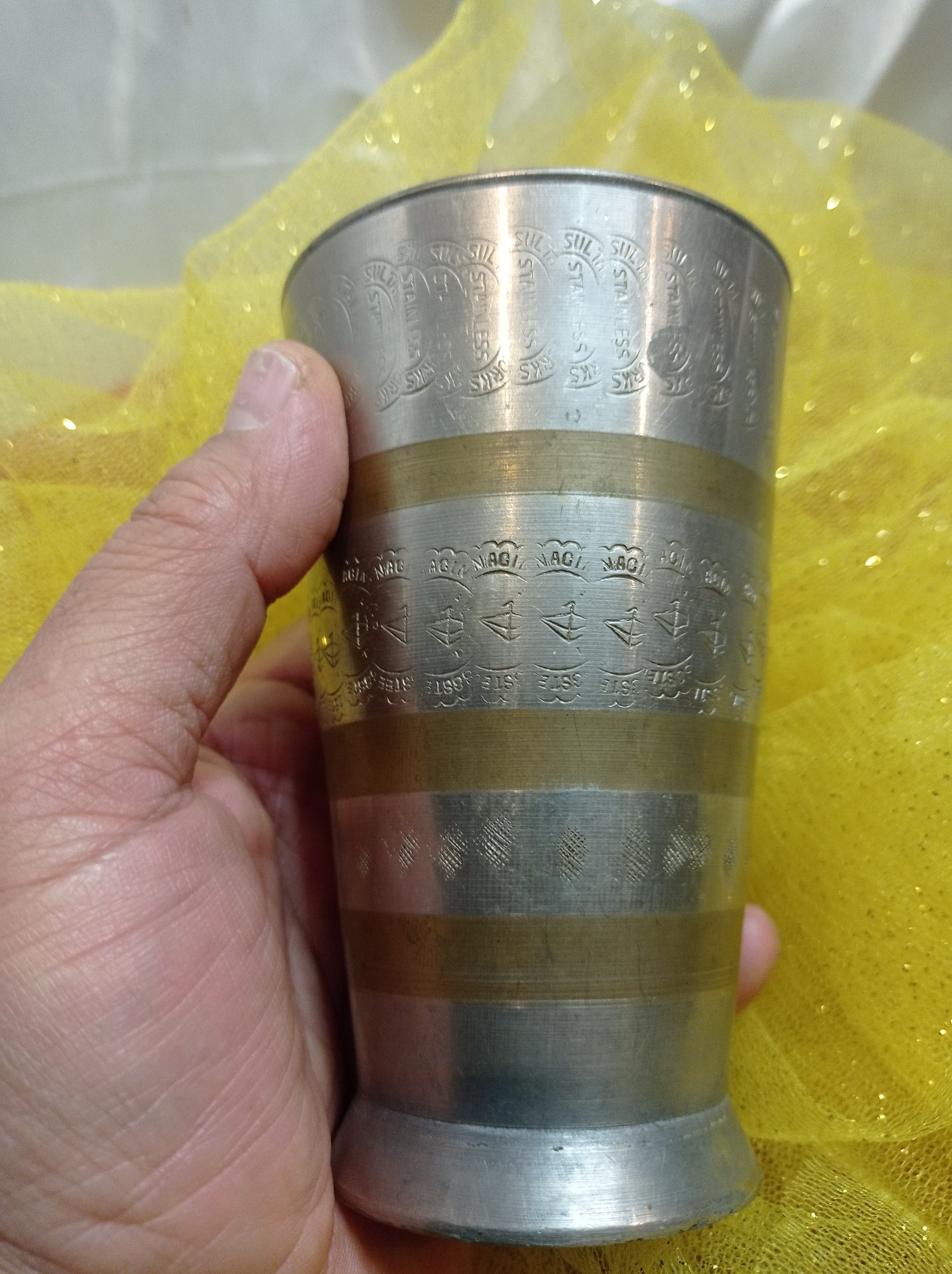 لیوان برنجی قدیمی