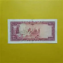 100