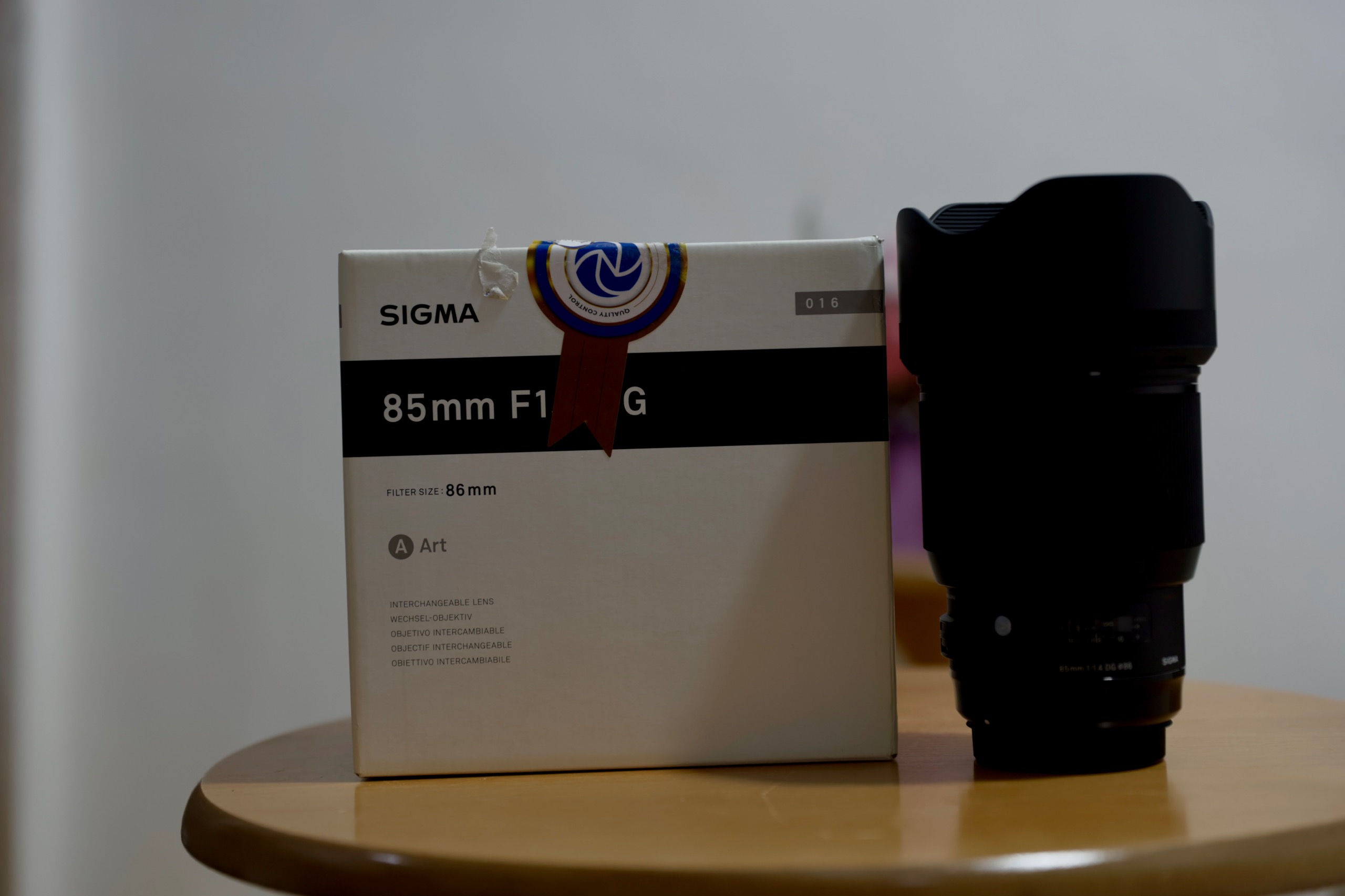 لنز در حدو نو 85mm f1.4 سیگما مانت کنون