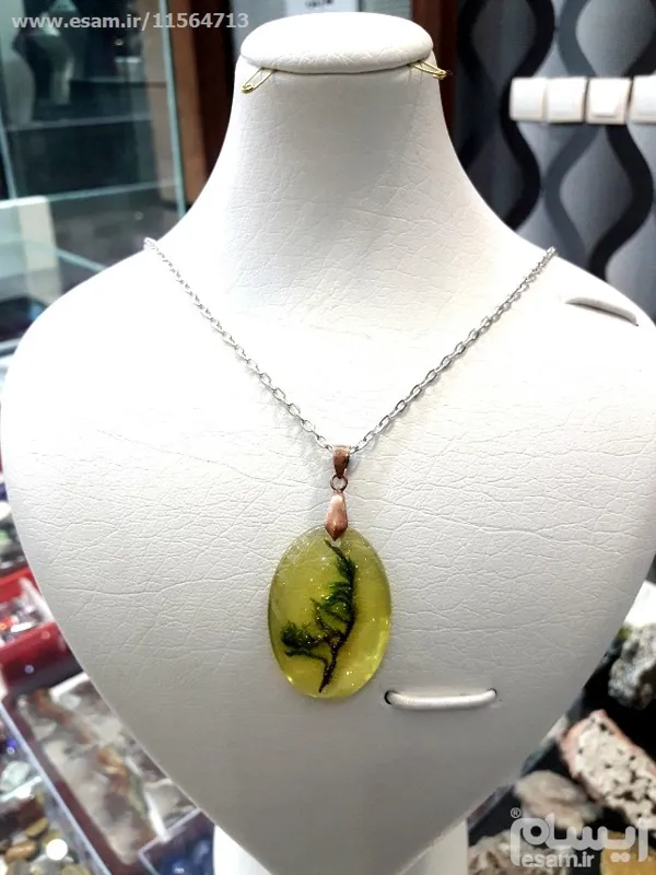 مزایده جنجالی گردنی کهربا روسی خزه دار فاخر