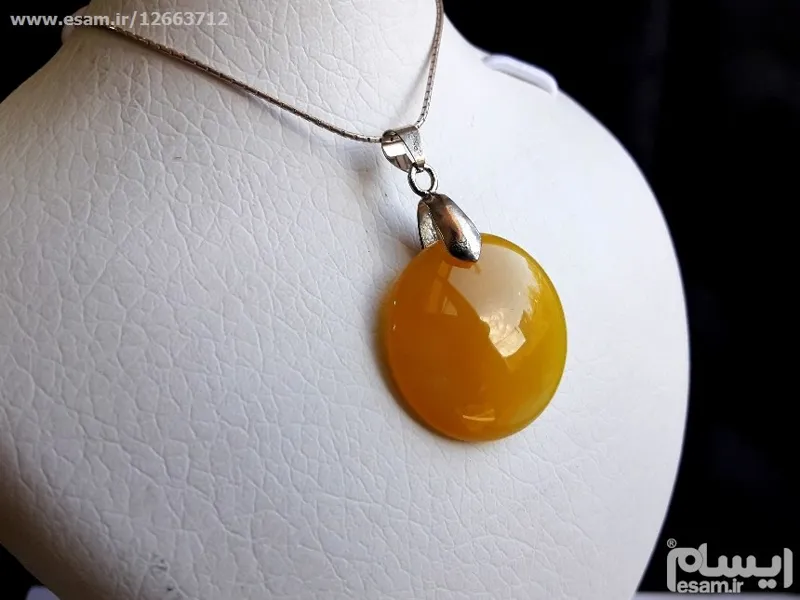 گردنی عقیق شرف الشمس بهمراه آویز زنجیرنقره