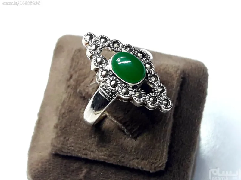مزایده انگشتر عقیق سبز نقره دستساز تایلندی