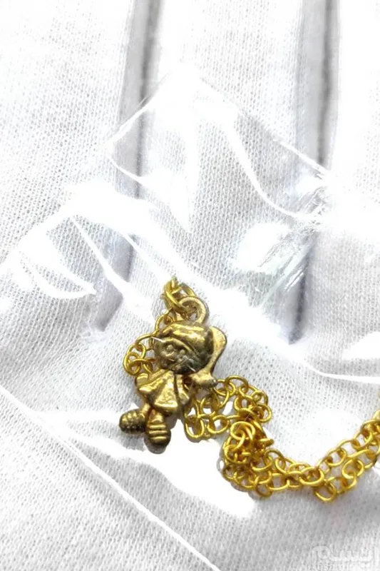 آویز ساعت استیل رنگ ثابت طرح دختر بچه