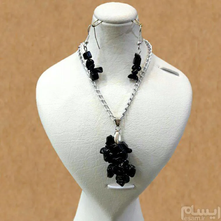 مزایده نیم ست عقیق اونیکس فوق العاده