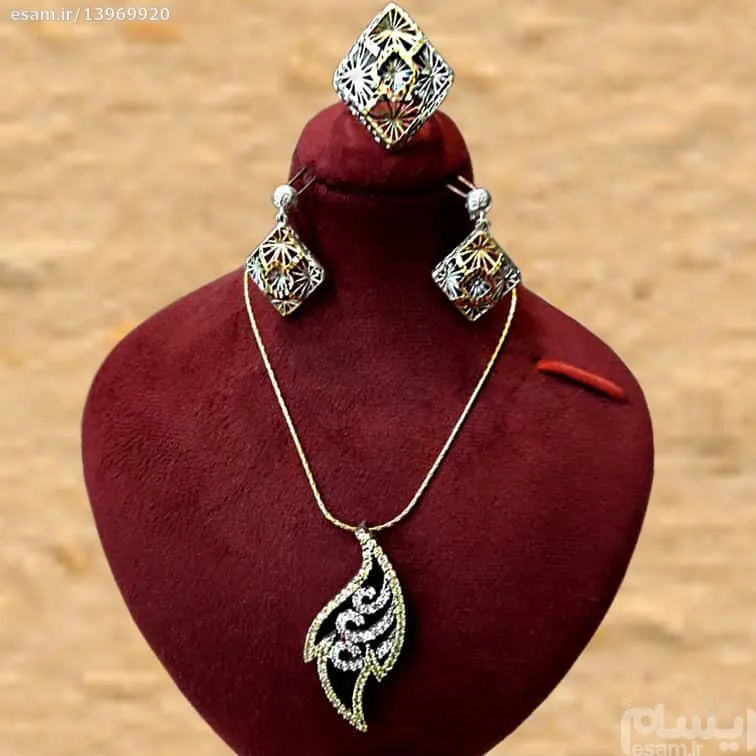 نیم ست نقره  تمام دستساز با آبکاری آب طلا