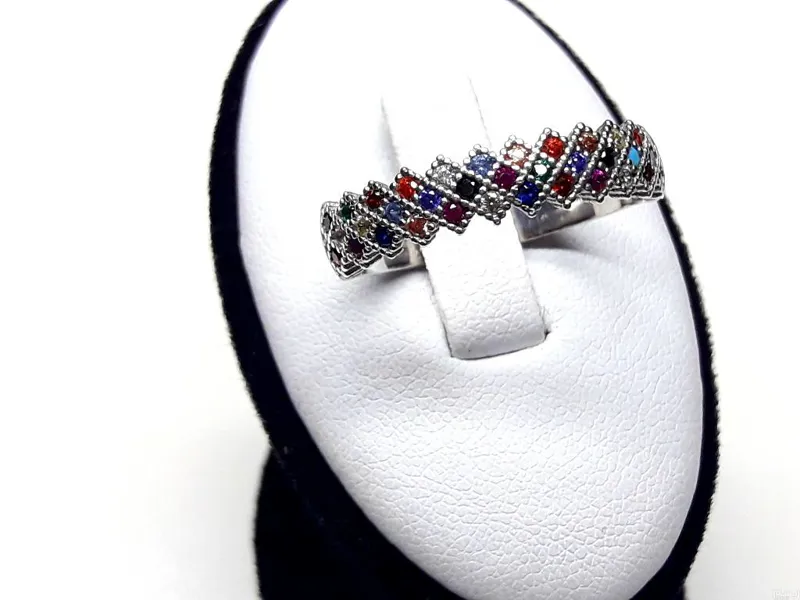 مزایده حلقه تمام دستساز نگین کاری تایلندی