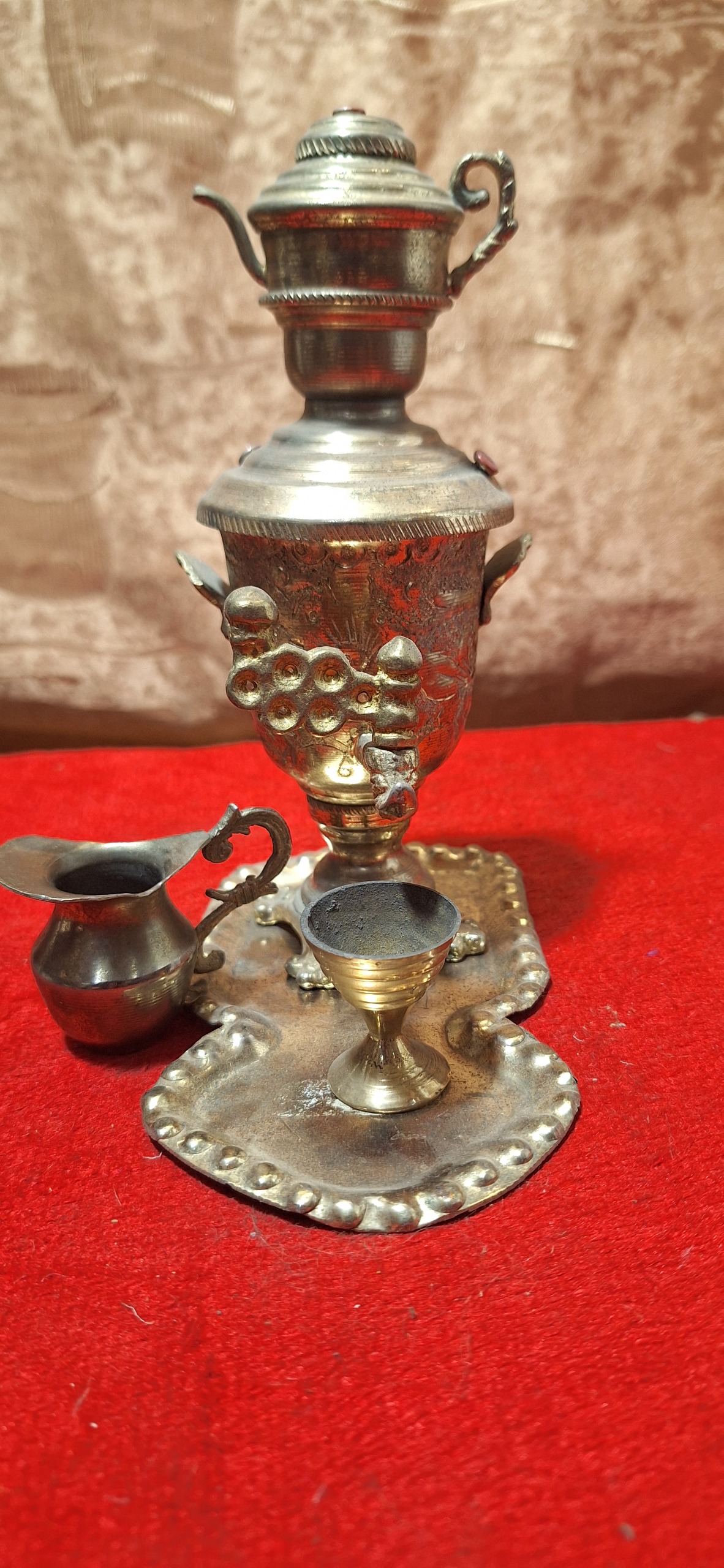 سماورسیسمونی برنجی کهنه باسرویس