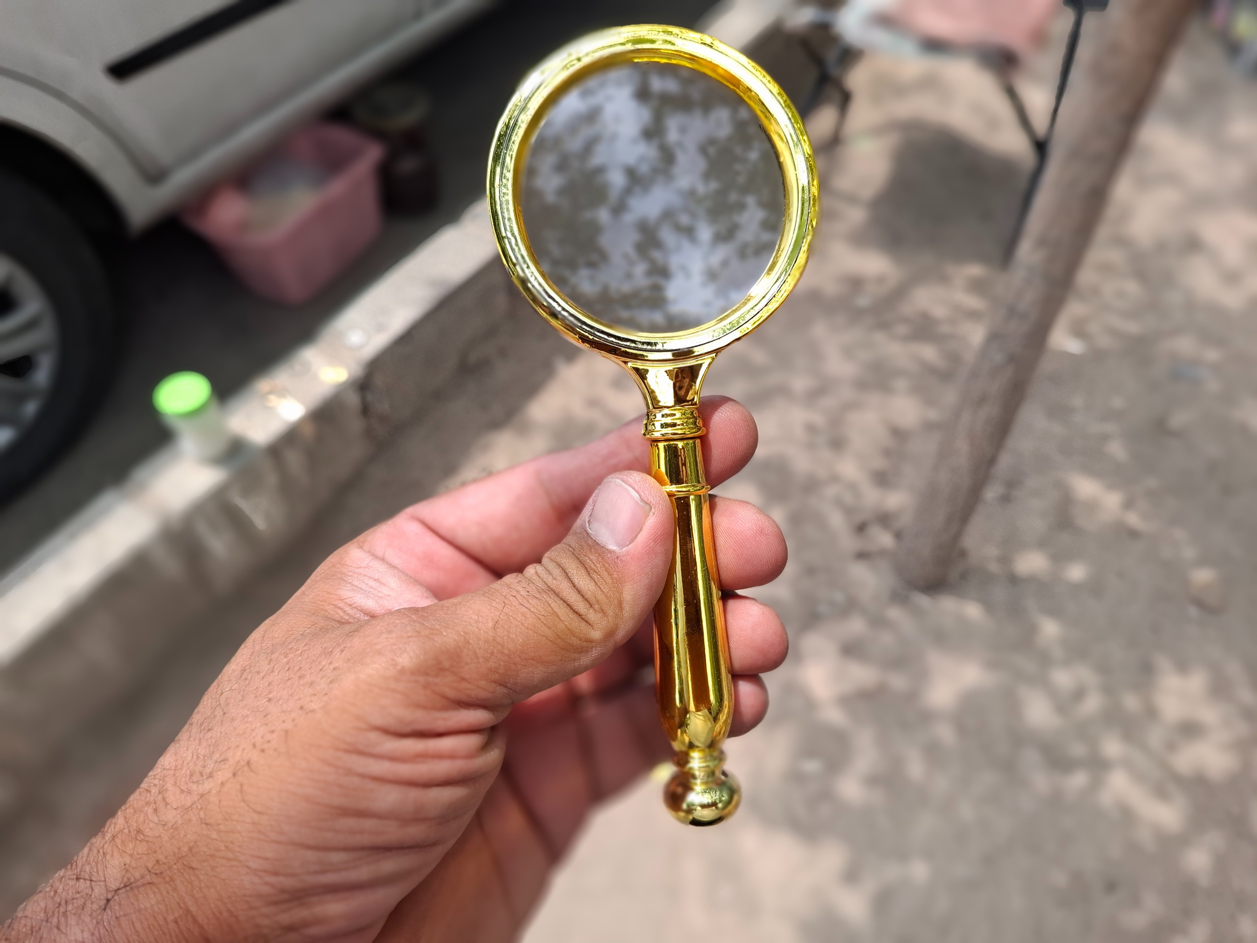 ذربین آکبند قابل حمل