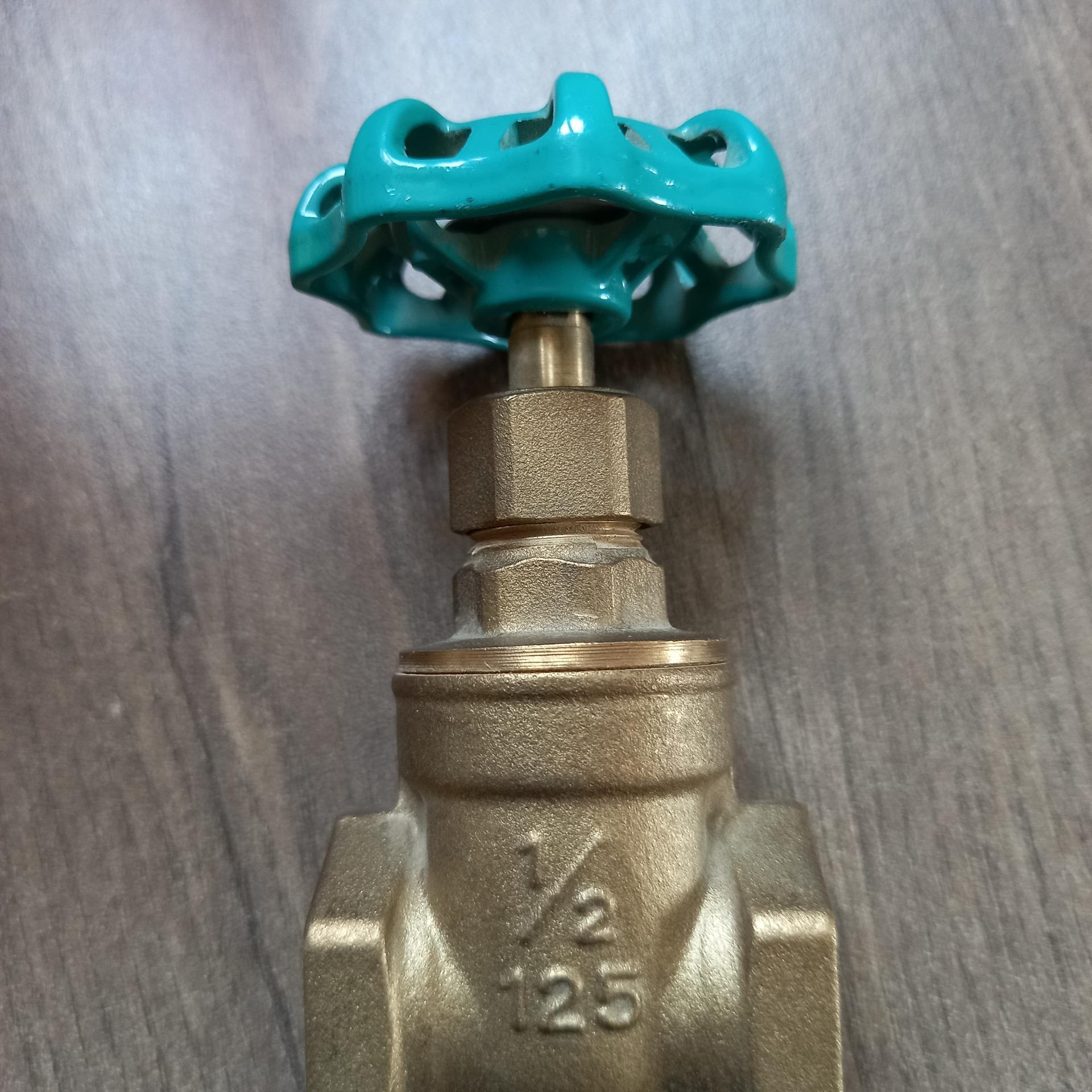 شیر فلکه 1/2کشویی toyo valve اصلی توضیح