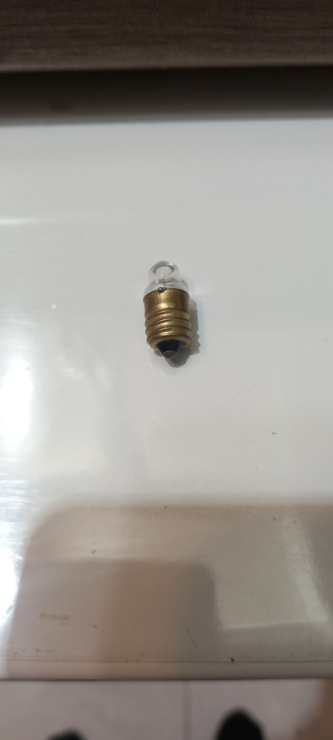 لامپ پیچی 2/2ذره بینی قدیمی