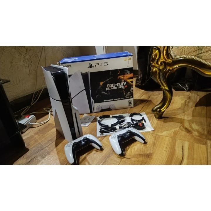 ps5 slim اسلیم سیدیخور دو دسته کاملا سالم