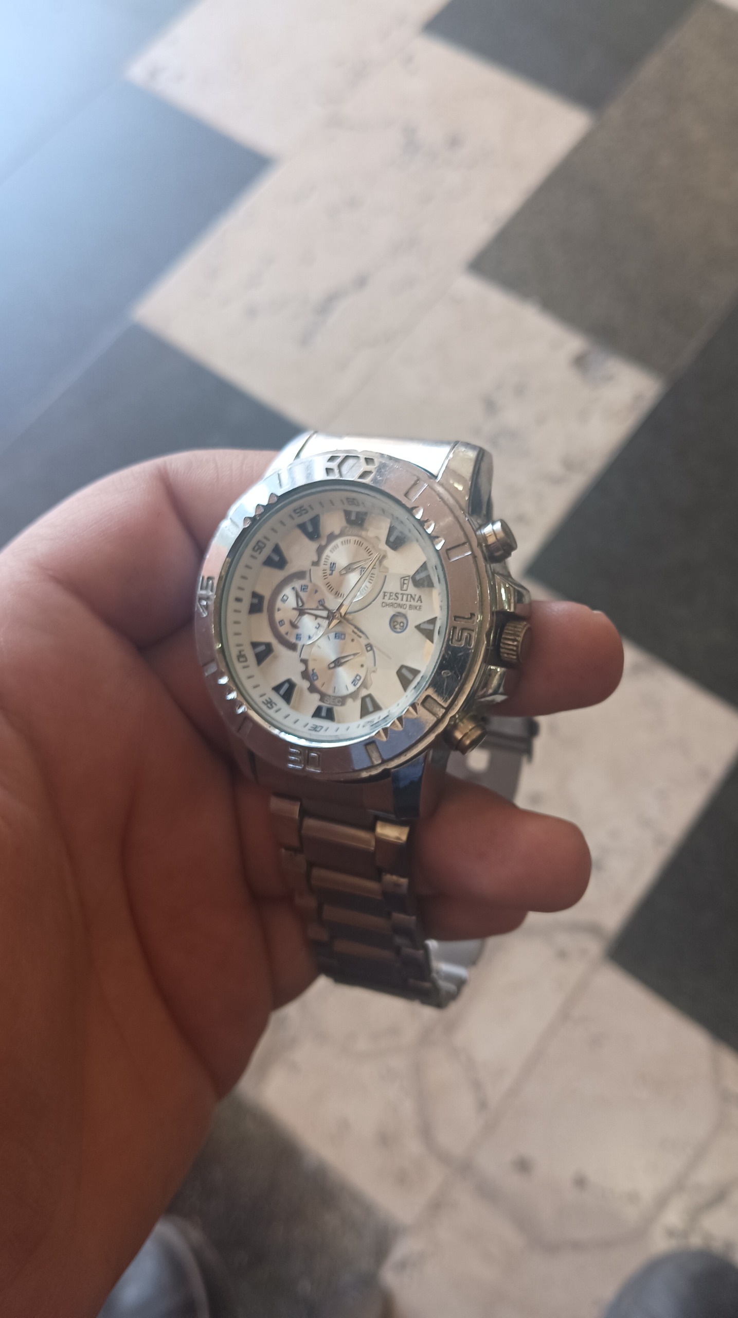ساعت مچی فستینا festina f1044 در حد