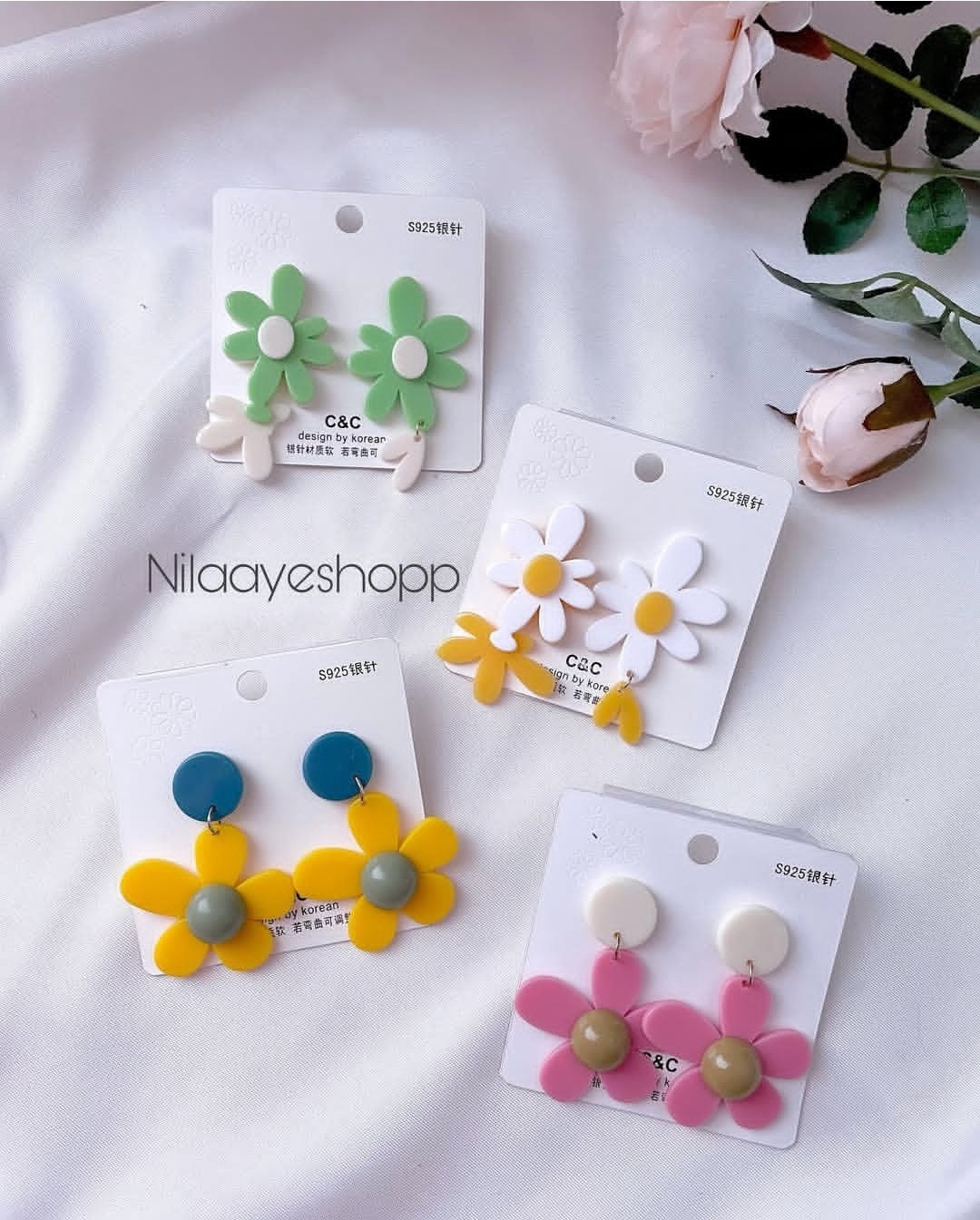 گوشواره گل با میخ نقره