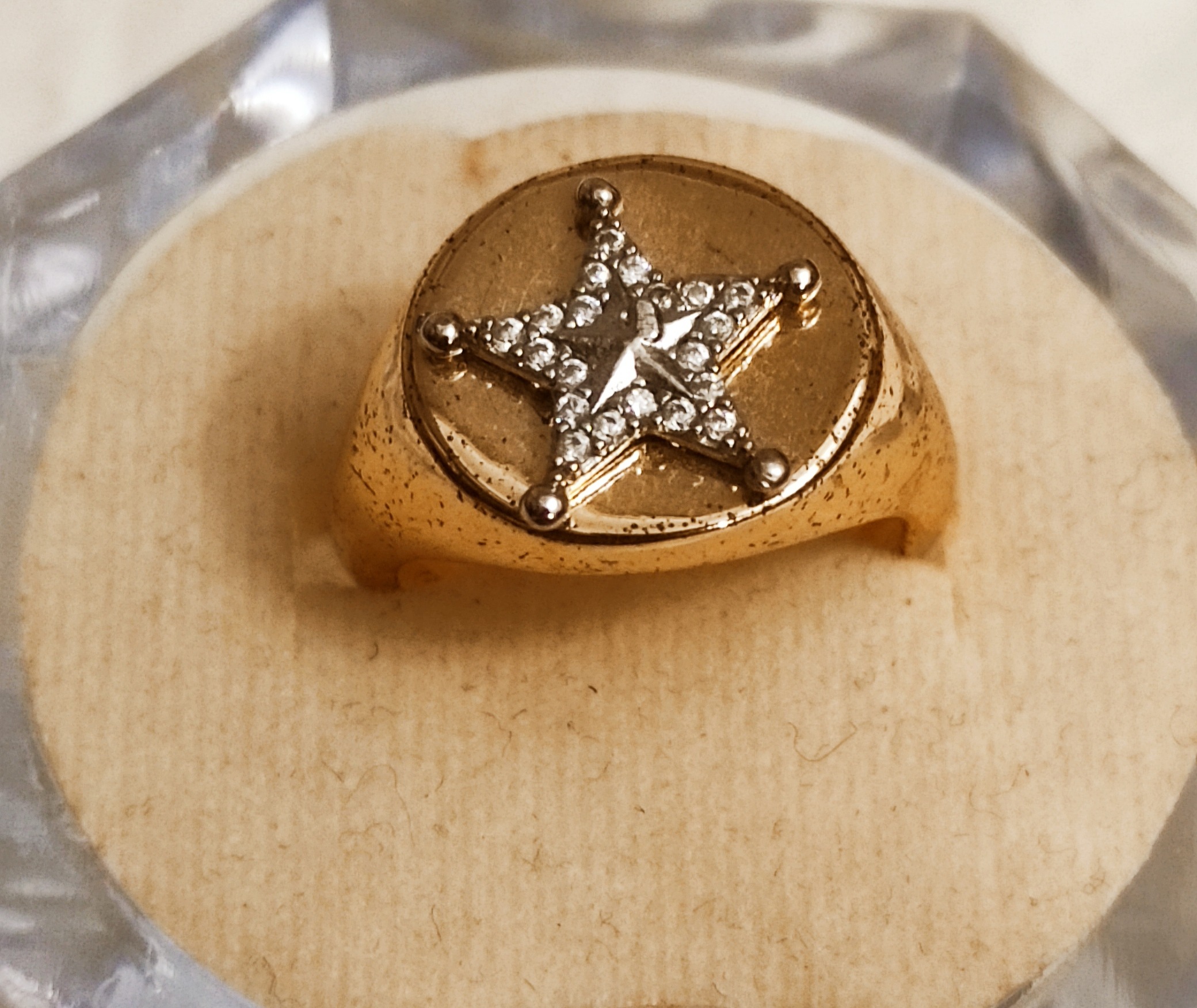 انگشتر ستاره پرنگین